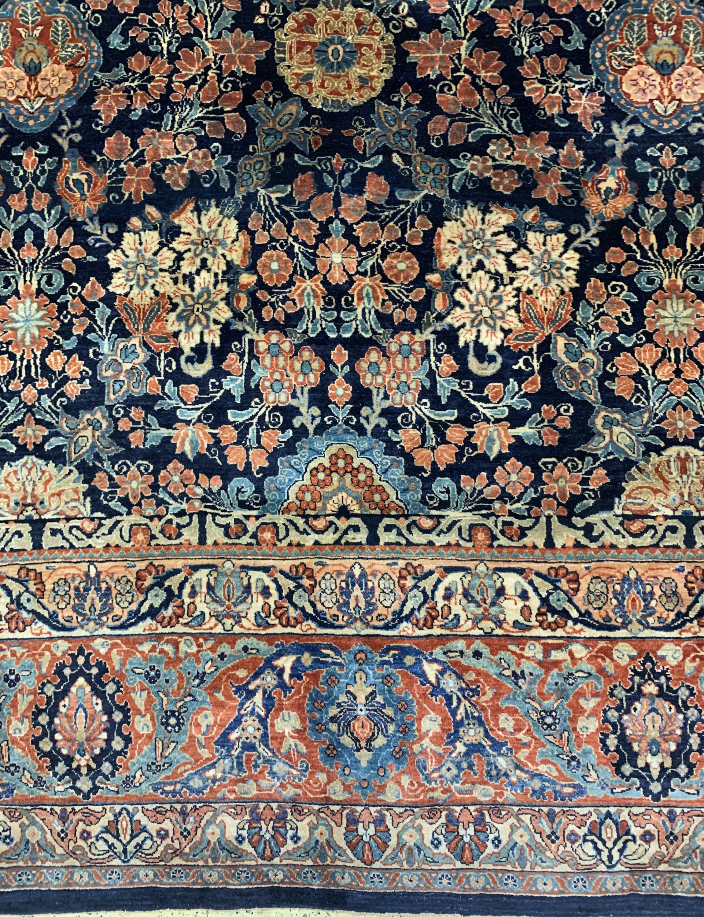 Detail b: Us-Re-Import Sarogh antik, Persien, um 1900, Wolle auf Baumwolle, ca. 445 x 370 cm, EHZ: 2