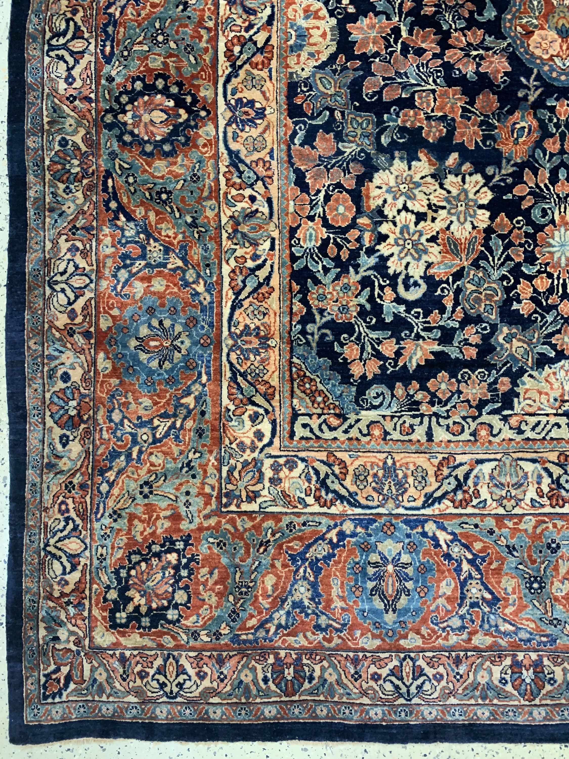 Detail c: Us-Re-Import Sarogh antik, Persien, um 1900, Wolle auf Baumwolle, ca. 445 x 370 cm, EHZ: 2