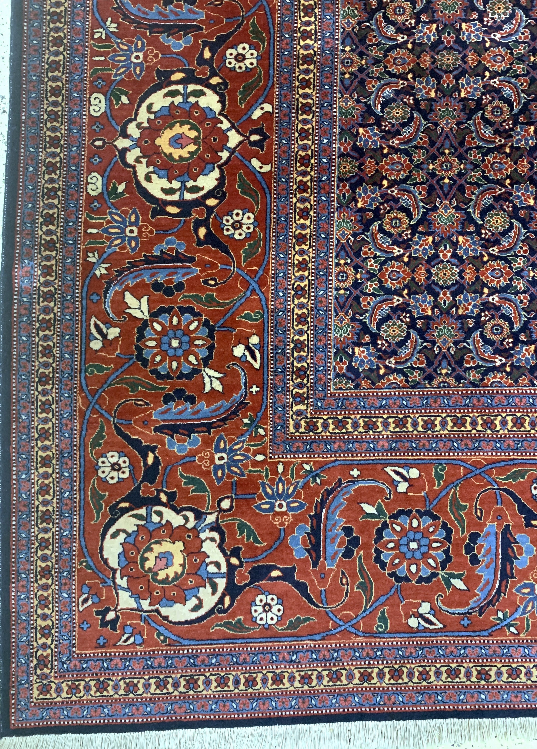 Detail c: Täbriz fein(50 Raj), Persien, Anfang 20.Jhd, Korkwolle auf Baumwolle, ca. 500 x 370cm, EHZ: 2, (restauriert)