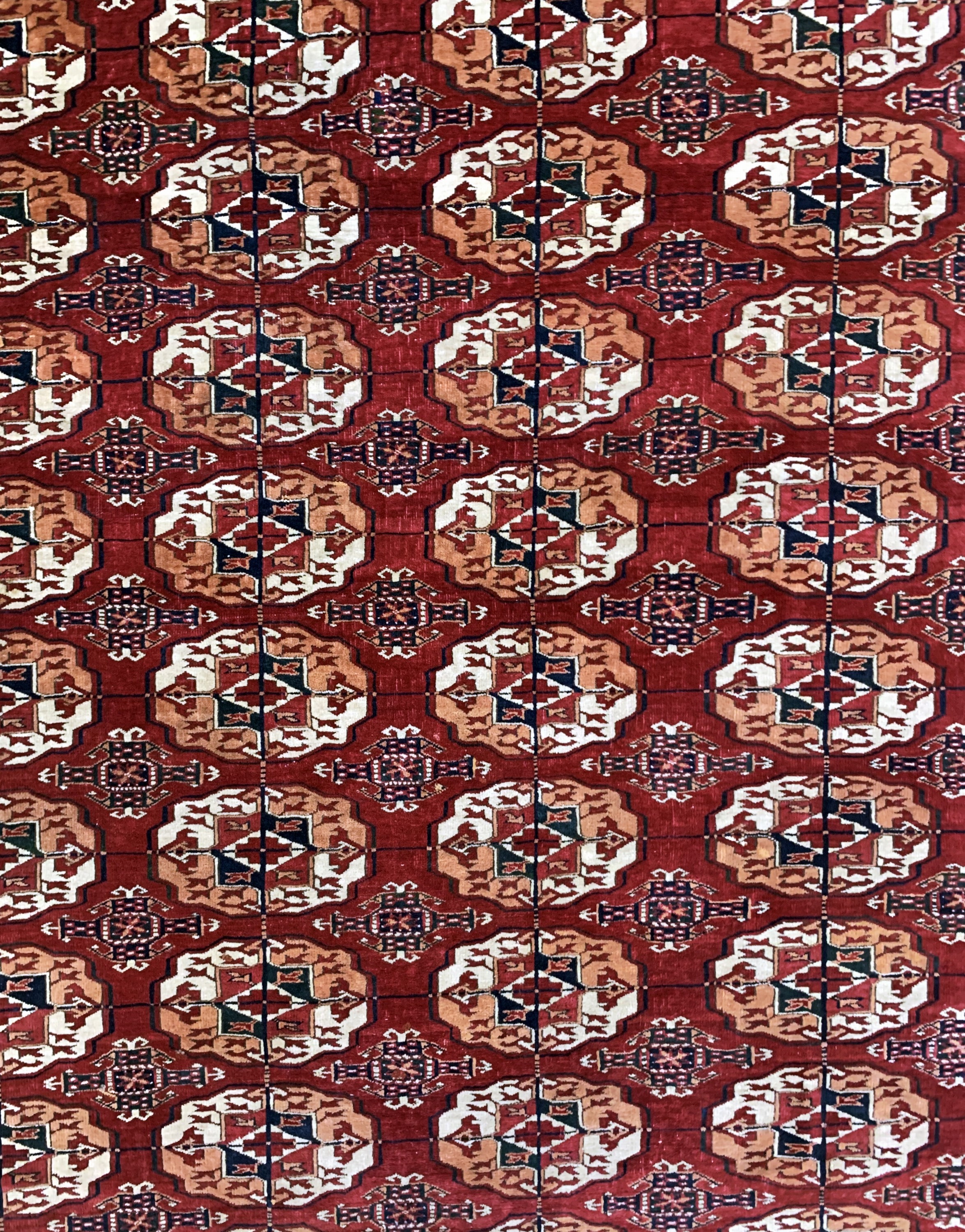 Detail e: Antiker Tekke Hauptteppich, Turkmenistan, um 1900, Wolle auf Wolle, ca. 505 x 340 cm, EHZ: 2
