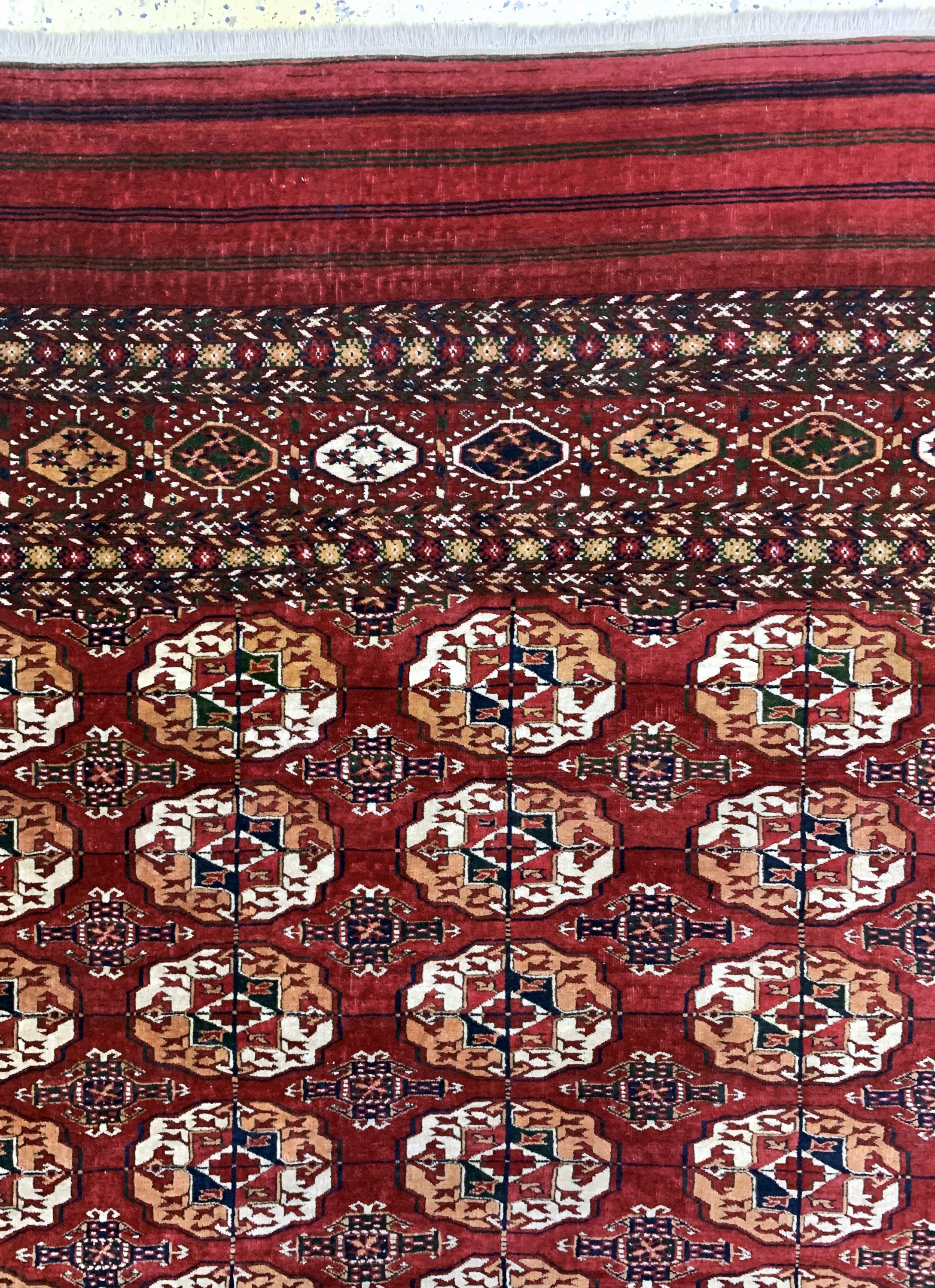 Detail h: Antiker Tekke Hauptteppich, Turkmenistan, um 1900, Wolle auf Wolle, ca. 505 x 340 cm, EHZ: 2