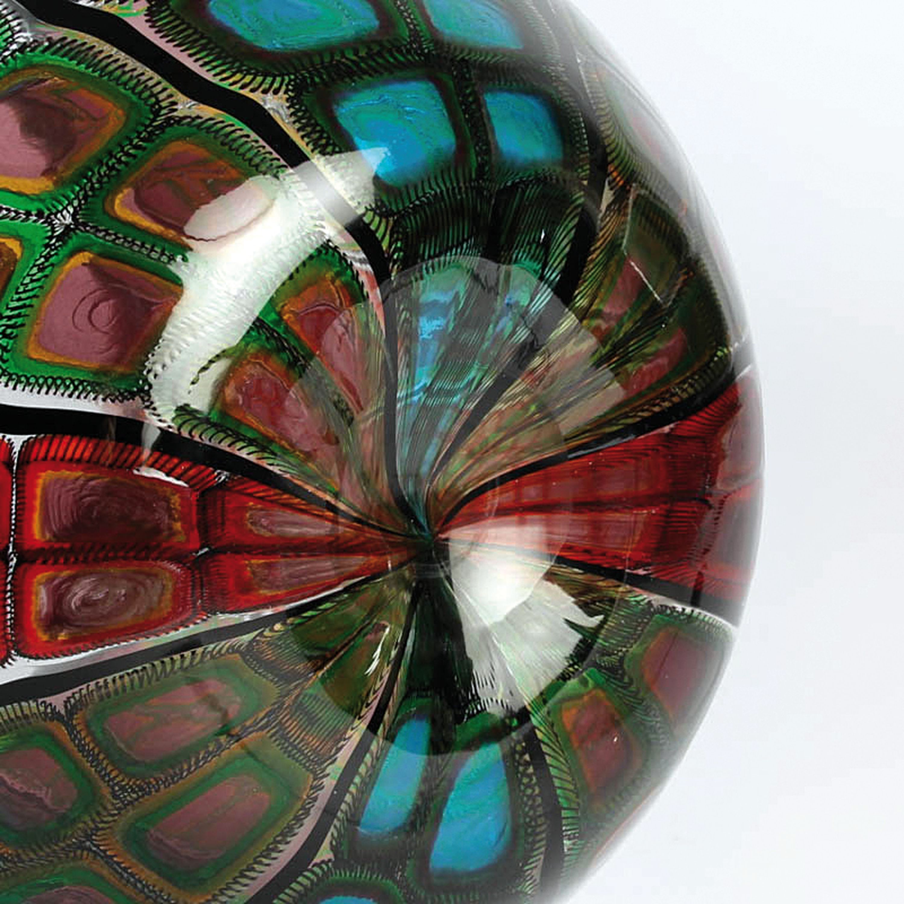 Detail b: Glasvase, Adriano Dalla Valentina (geb. 1945),Murano, Italien, farbloses Glas, geometrisierende Murrinen-Einschmelzungen in blau, rot, grün und ...