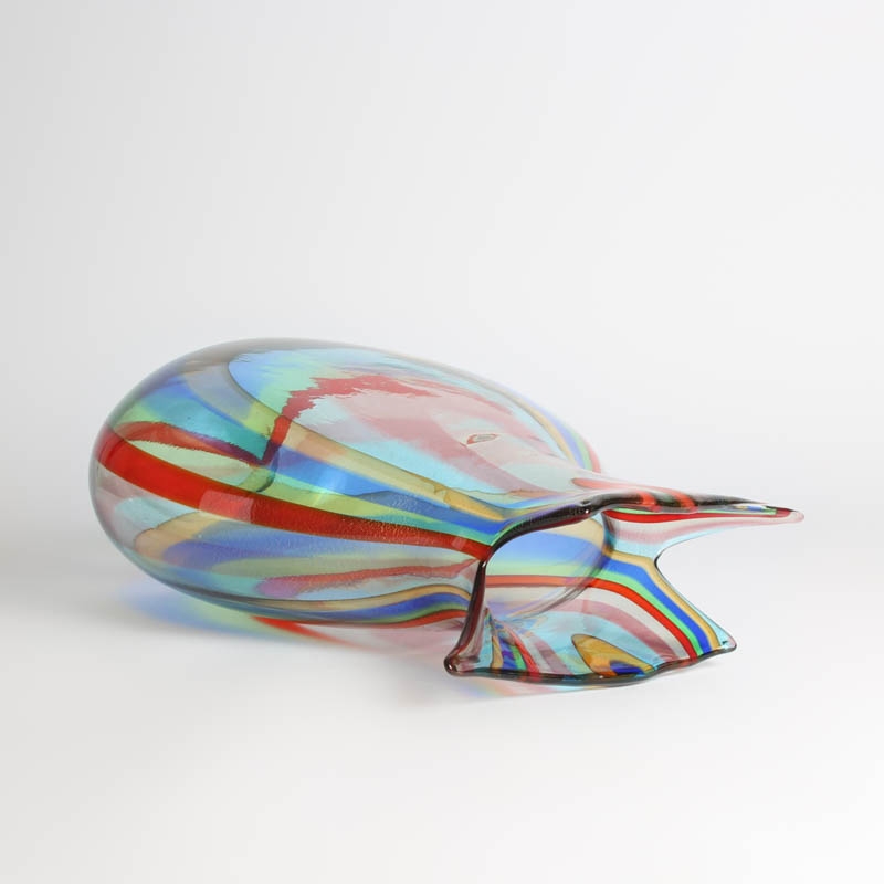 Detail e: Glasvase, Adriano Dalla Valentina (geb. 1945) , Murano, Italien, farbloses Glas, wellenförmig eingekämmte Bandeinschmelzungen, eingeschmolzene ...