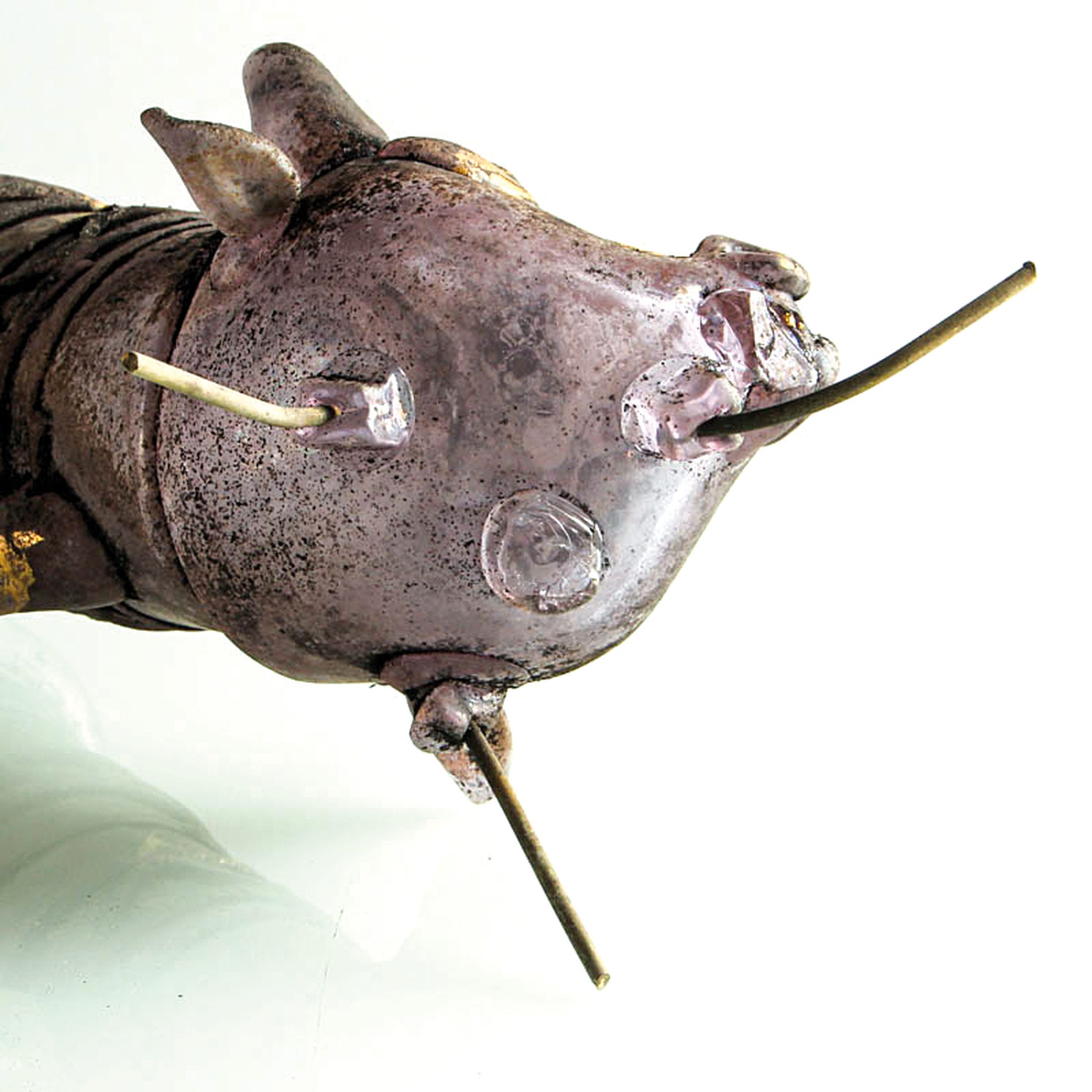 Detail e: Figürliches Gefäß "Vetro a scavo"-Unikat, Ermanno Nason bei Cenedese, 1963-72, Gestalt eines ur- bzw. frühgeschichtlichen Rhyton- ...