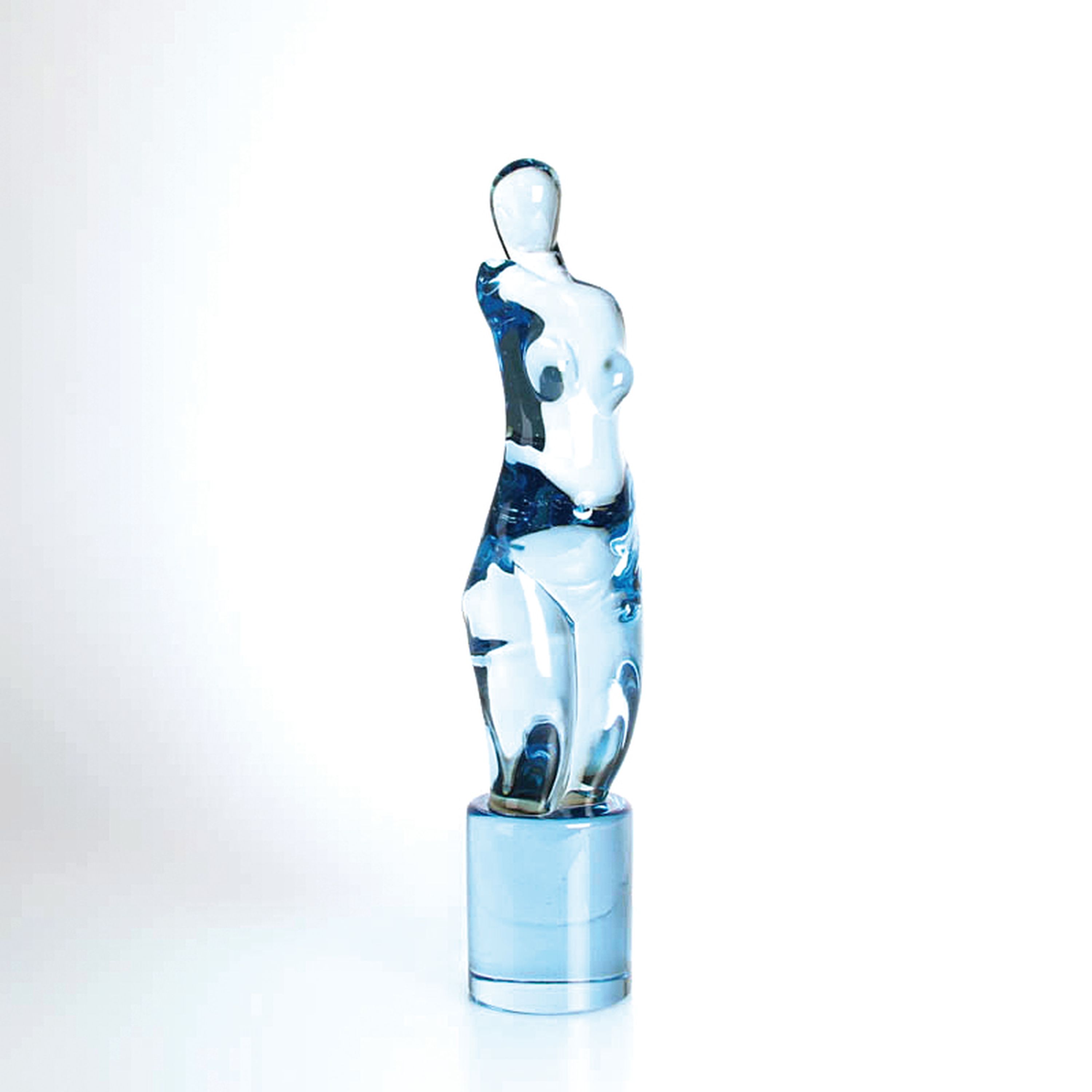 Große Glasskulptur Frauentorso, Ermanno Nason für Cenedese, Murano, Italien, hellblau getöntes Glas, Frauentorso auf rundem Sockel, unsigniert, H. ...