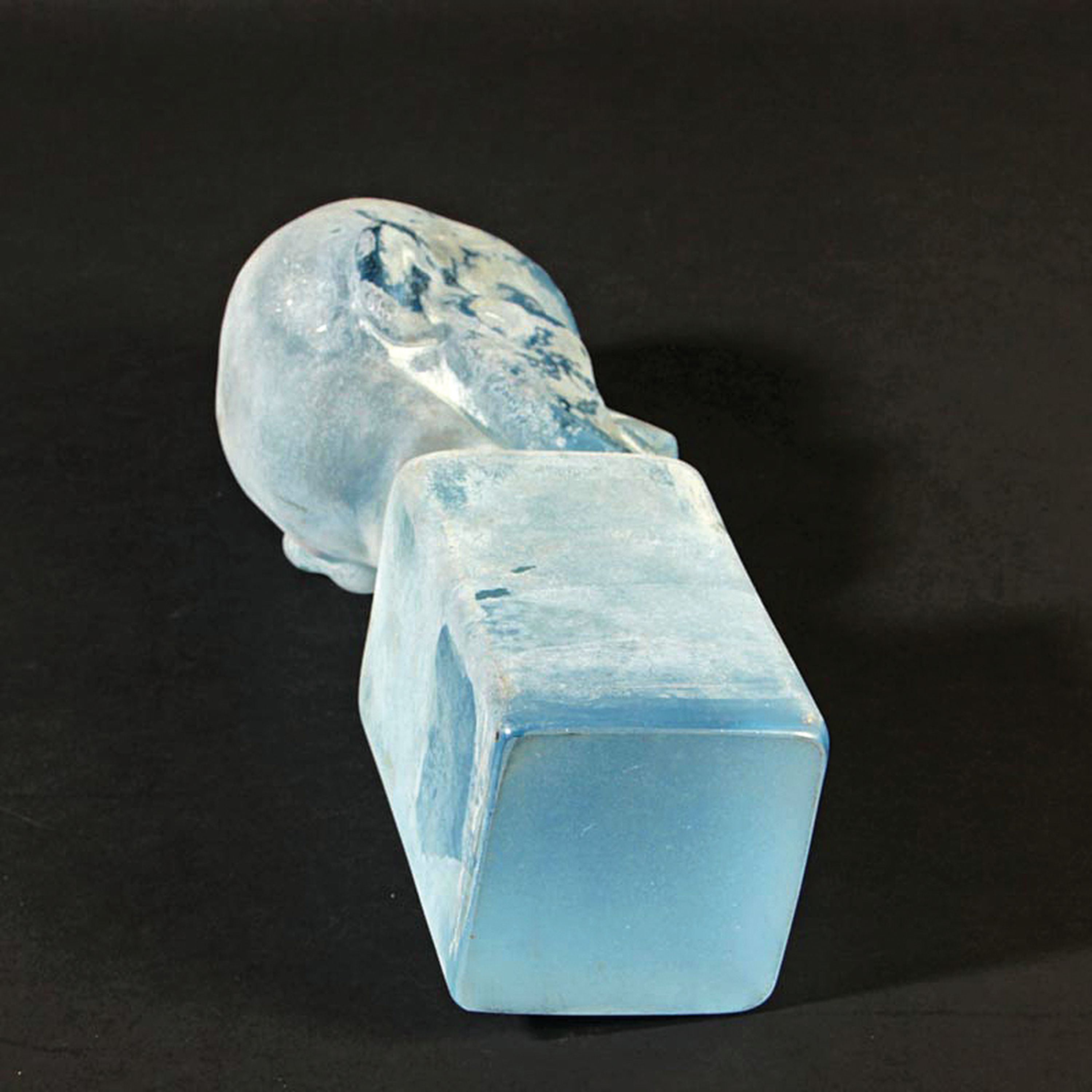 Detail e: Vetro a scavo-Skulptur, Ermanno Nason für Cenedese, Murano, Italien, hellblaues Glas, matte und aufgeraute Oberfläche in Vetro a scavo-Technik, ...
