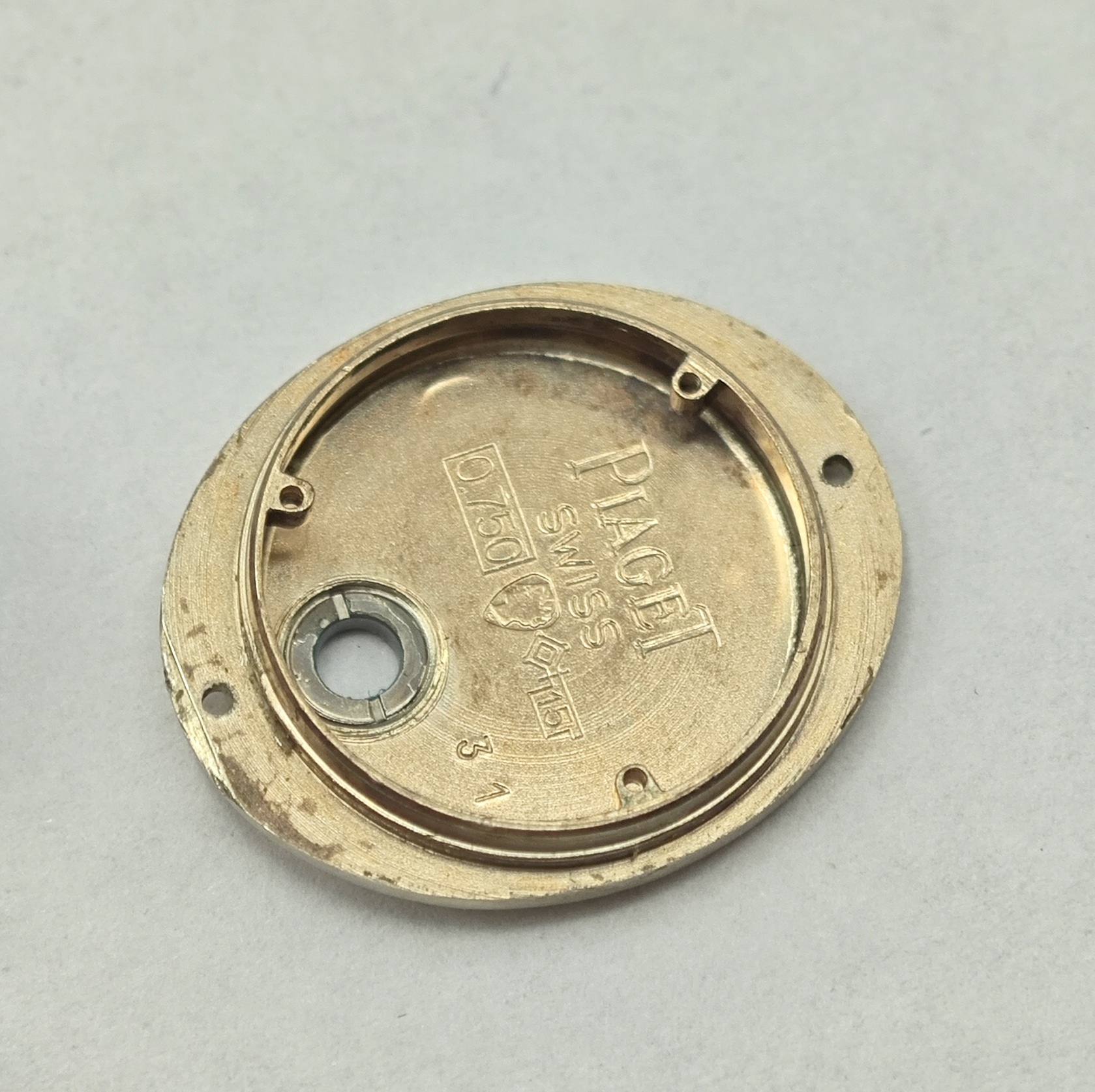 Detail e: PIAGET Backwinder Damenarmbanduhr in WG 750/000 mit Diamanten Referenz 3766 A 6, Schweiz um 1960, Handaufzug, orig. Goldband, Lünette aufw. m. ...