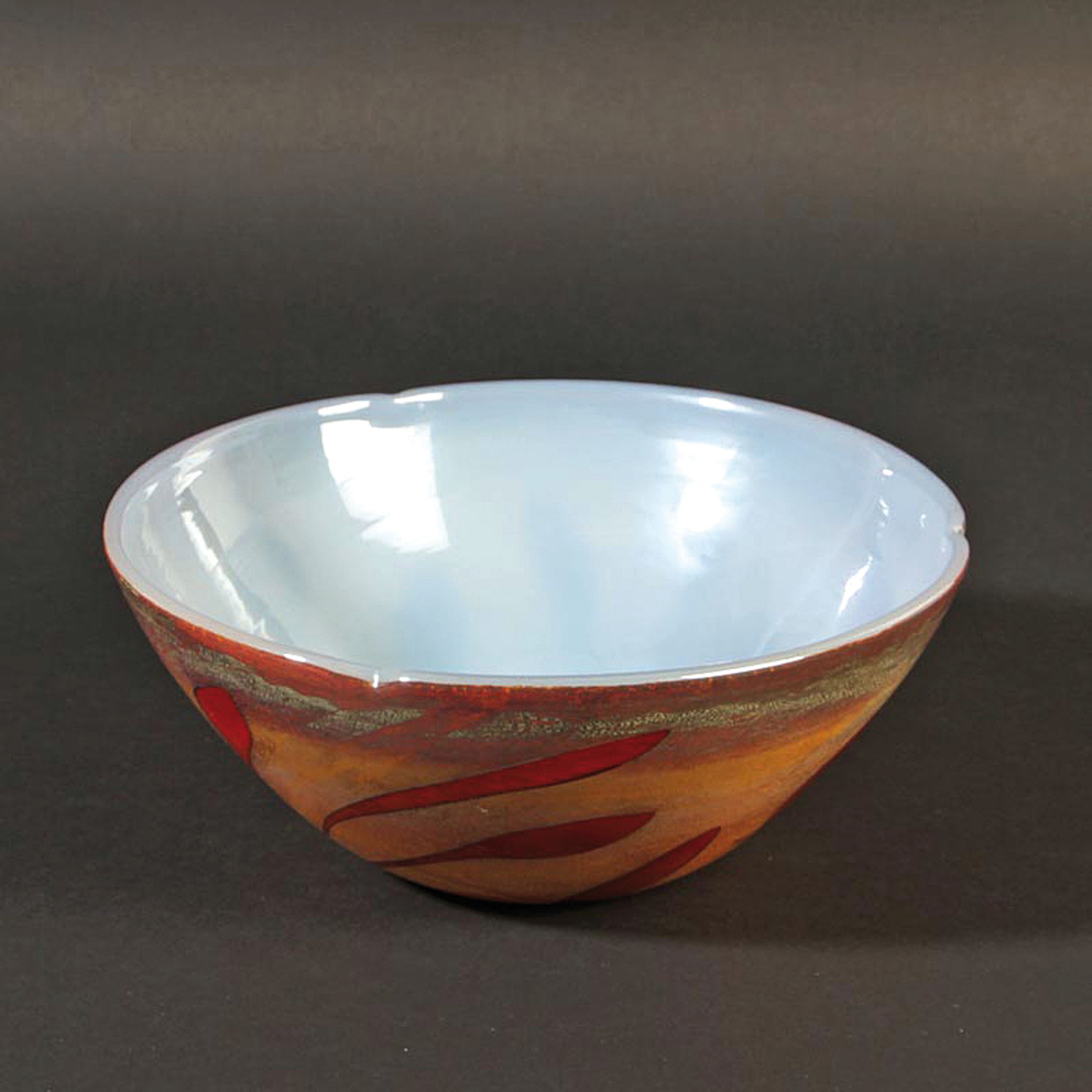 Schale, Ermanno Nason für Cenedese, Murano, Opalinglas, mit Emailfarben bemalt, oberer Rand dreifach eingezogen, H. ca. 8cm, D. ca. 19cm