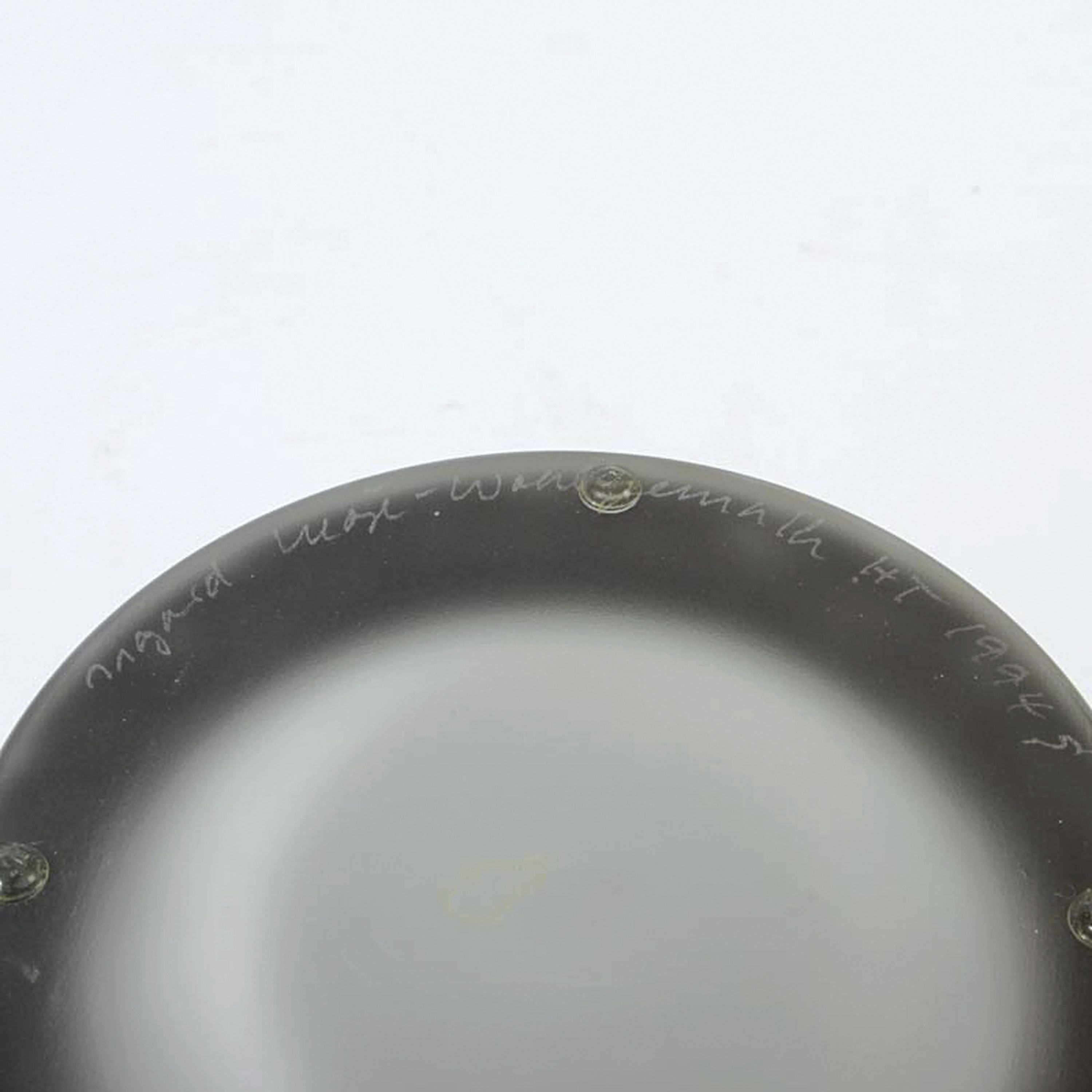 Detail e: Vase, Isgard Moje-Wohlgemuth, dat. 1994, farbloses Glas mit gelösten Metallverbindungen, signiert und dat., ausgestellter Kragen, H. ca. 18cm, D. ...