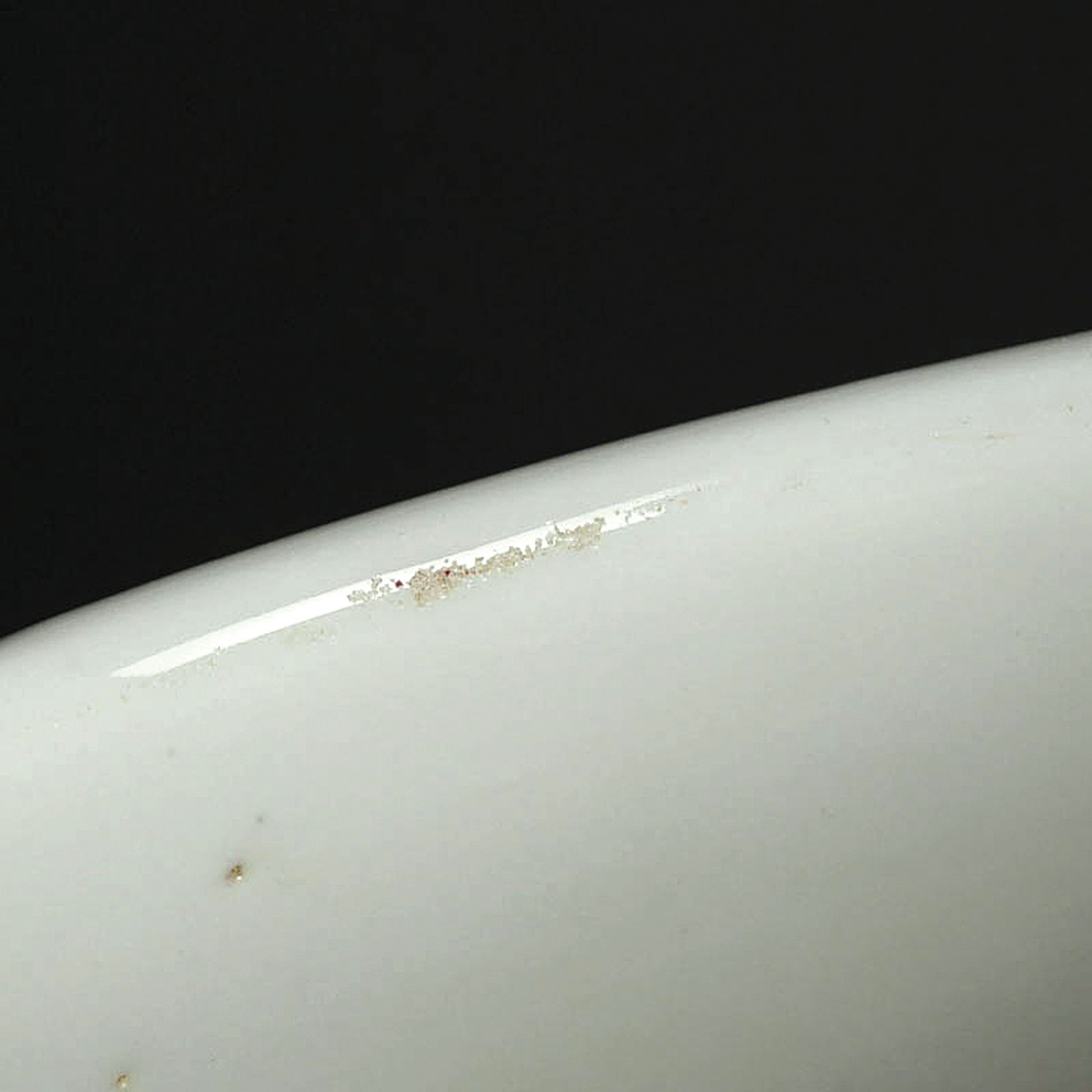 Detail h: Große Vase, Kgl. Kopenhagen, datiert 1920, Unikat von Richard Boecher, Porzellan, umlaufend bunt bemalt mit windiger Uferlandschaft, am Boden ...