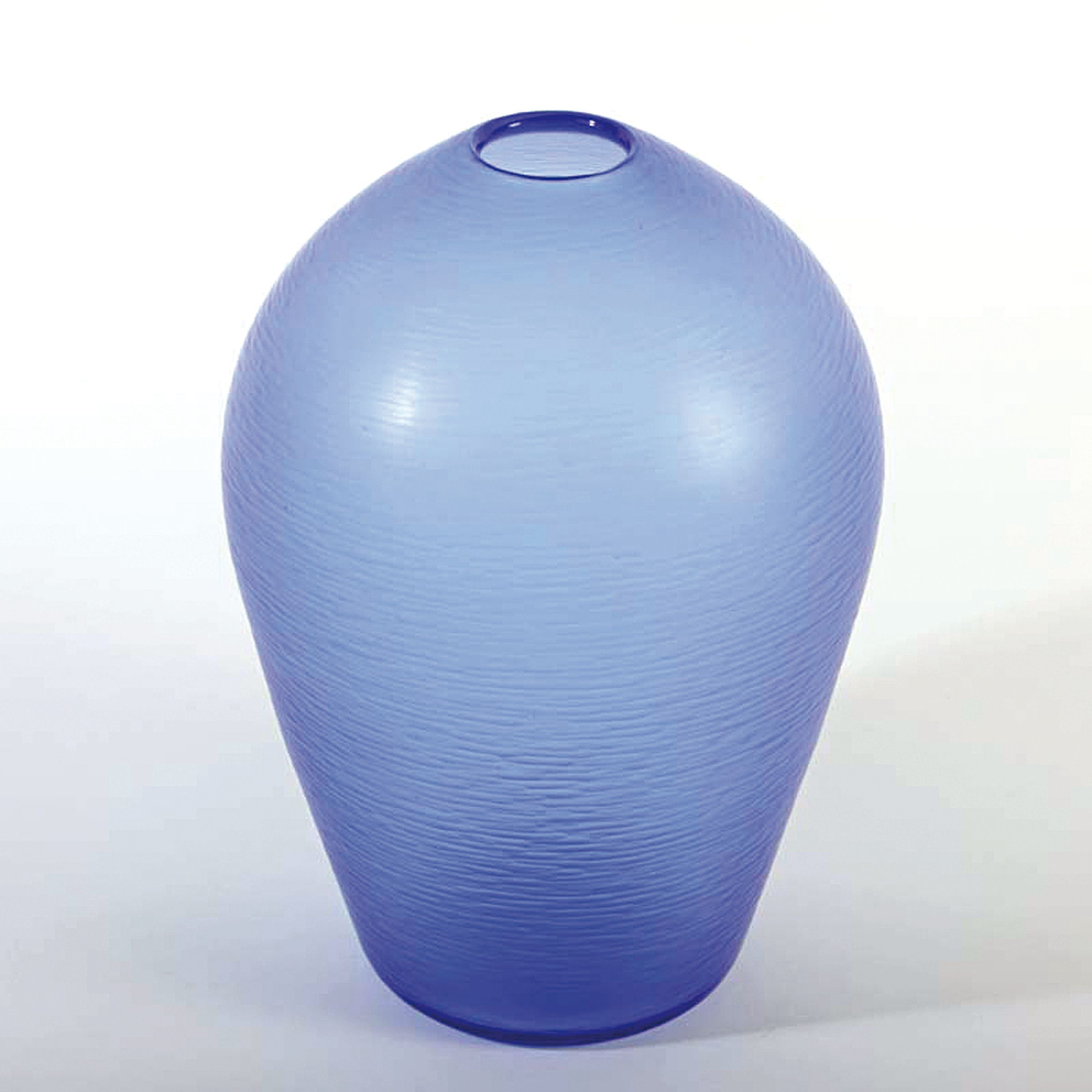 Vase, Murano Italien, 1980er Jahre, blaues dünnwandiges Glas in batuto Technik geschliffen, ovoide Form, H. ca. 23cm