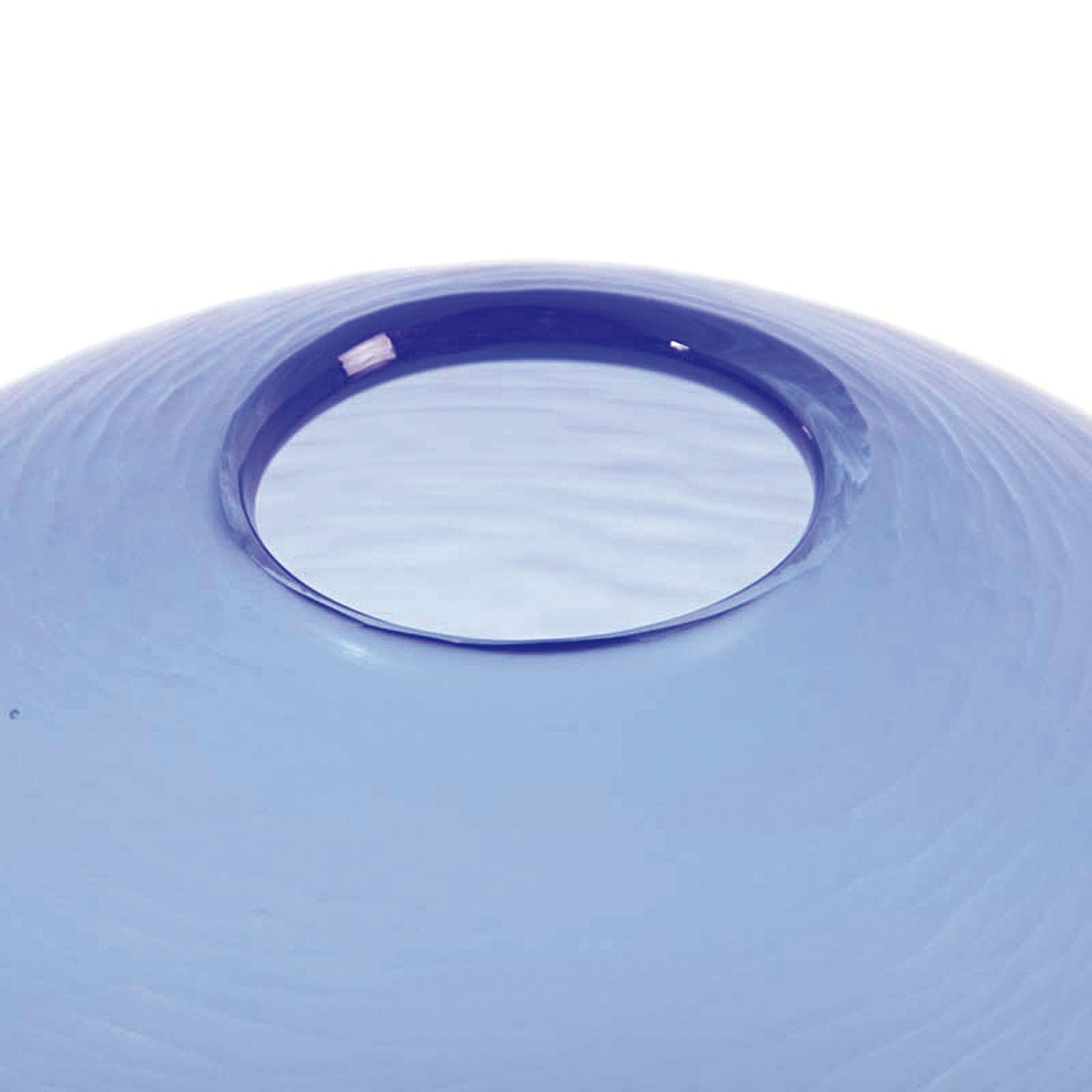 Detail c: Vase, Murano Italien, 1980er Jahre, blaues dünnwandiges Glas in batuto Technik geschliffen, ovoide Form, H. ca. 23cm
