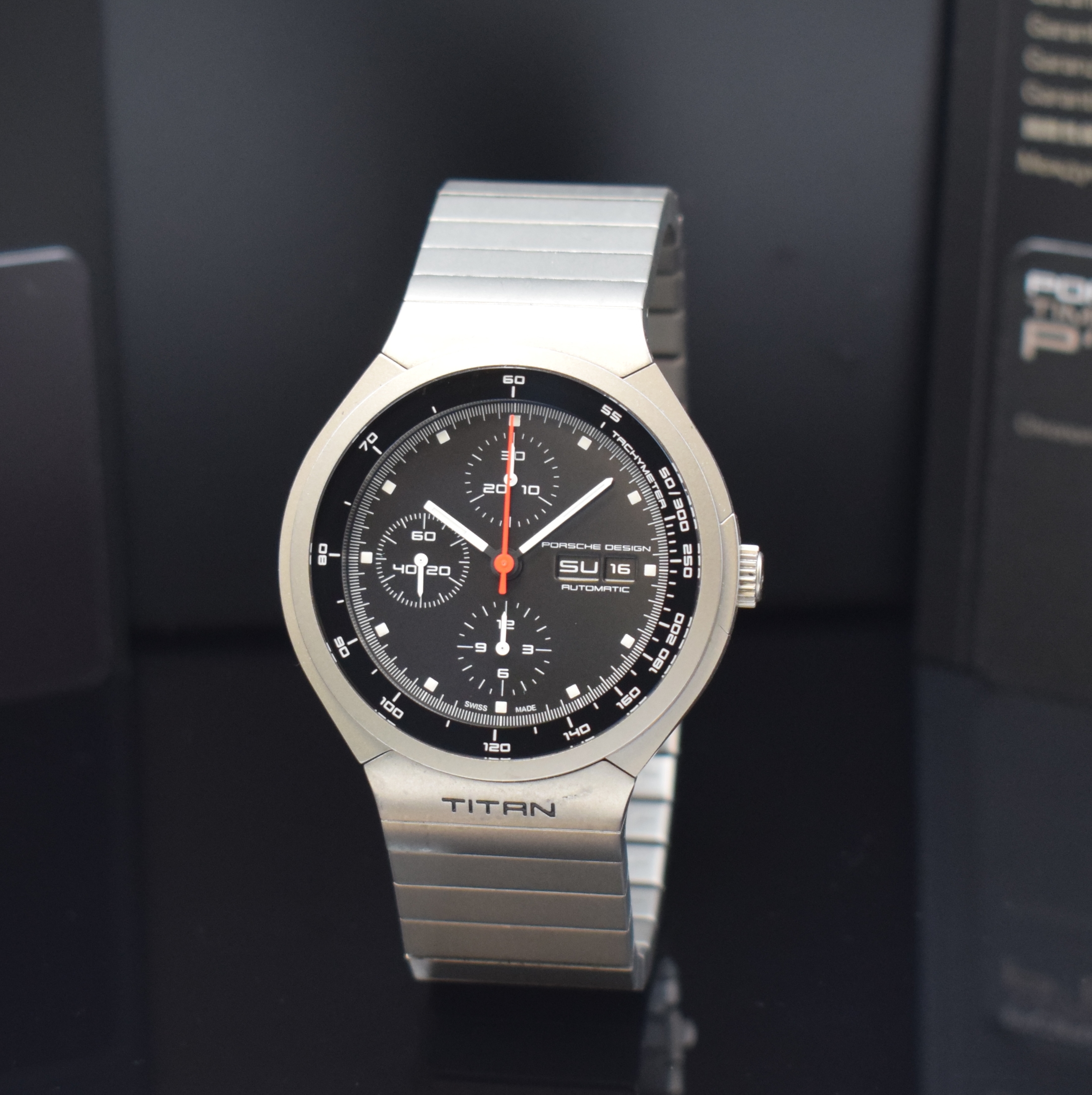 PORSCHE DESIGN Heritage auf 911 Stück limitierter Armbandchronograph Referenz P6530 in Titan, Schweiz um 2010, Automatik, orig. Gliederband m. dopp. ...