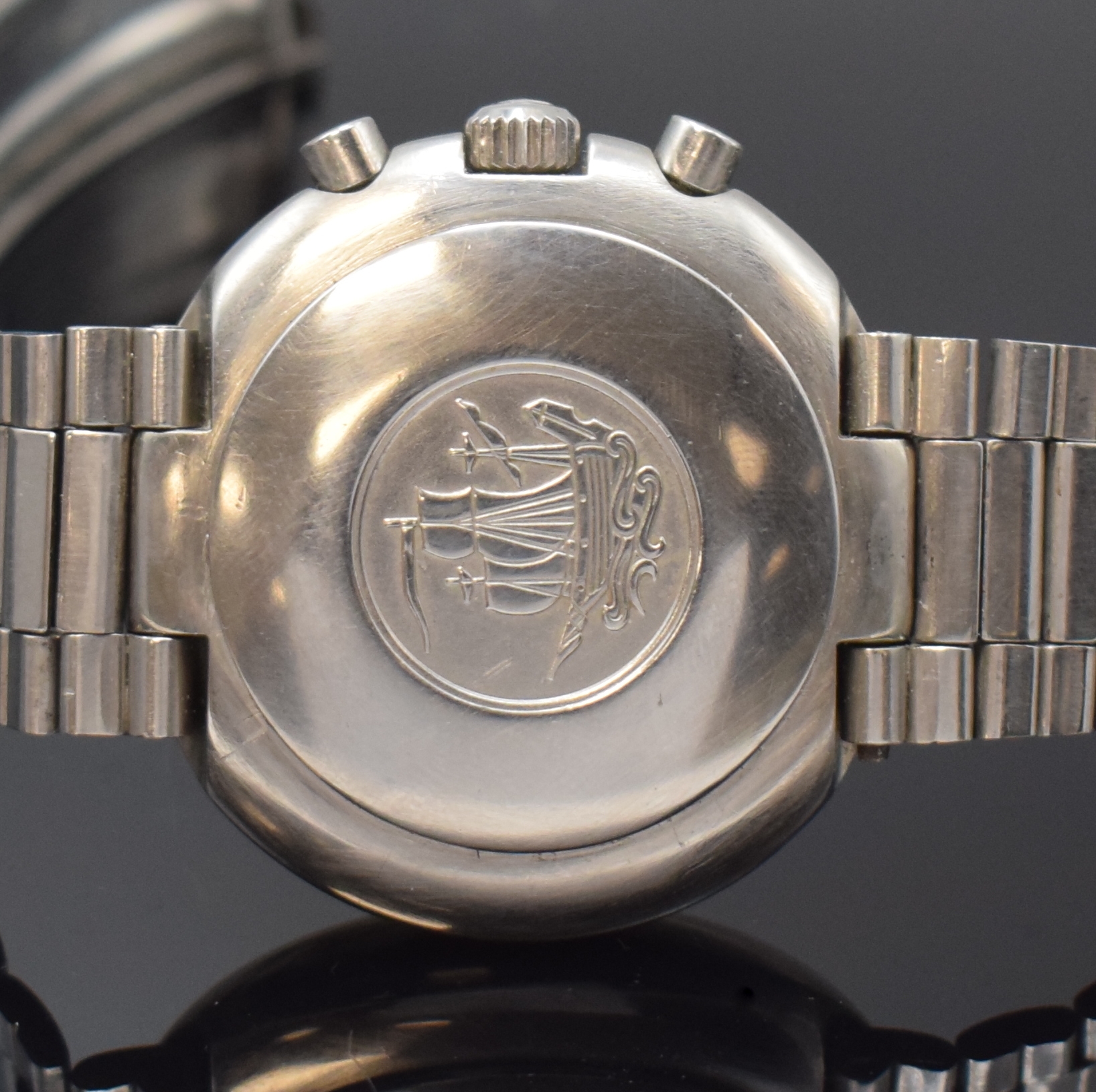 Detail d: TISSOT T12 Armbandchronograph, Schweiz um 1970, Handaufzug, massives Stahlgeh., Boden aufgedr., original Gay Freres Band m. Faltschl., silb. ...