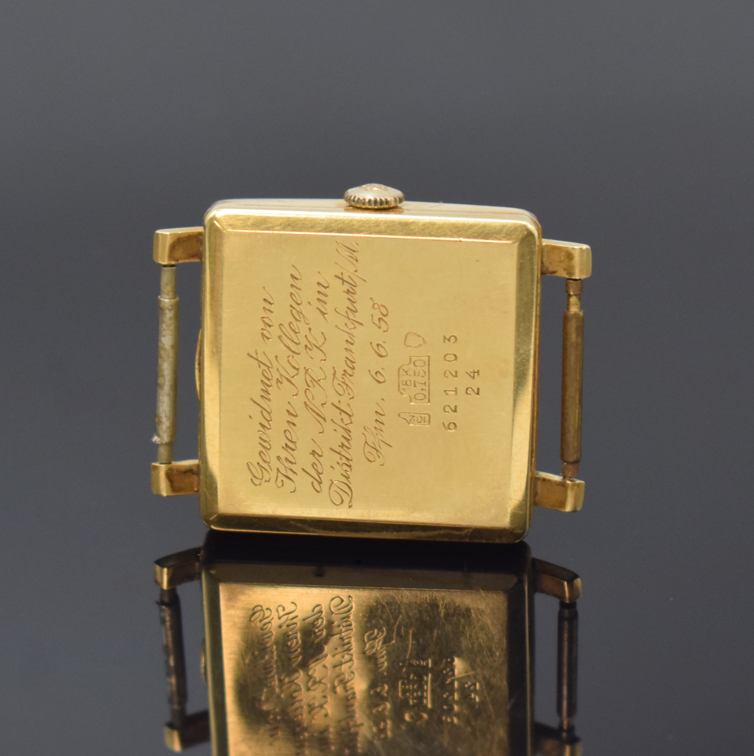 Detail b: NICOLET WATCH Armbanduhr in GG 750/000, Schweiz um 1960, Automatik, 2-teil. Geh., Boden m. Widmung aufgedr., silb. Zifferbl. m. aufgel. Indizes ...