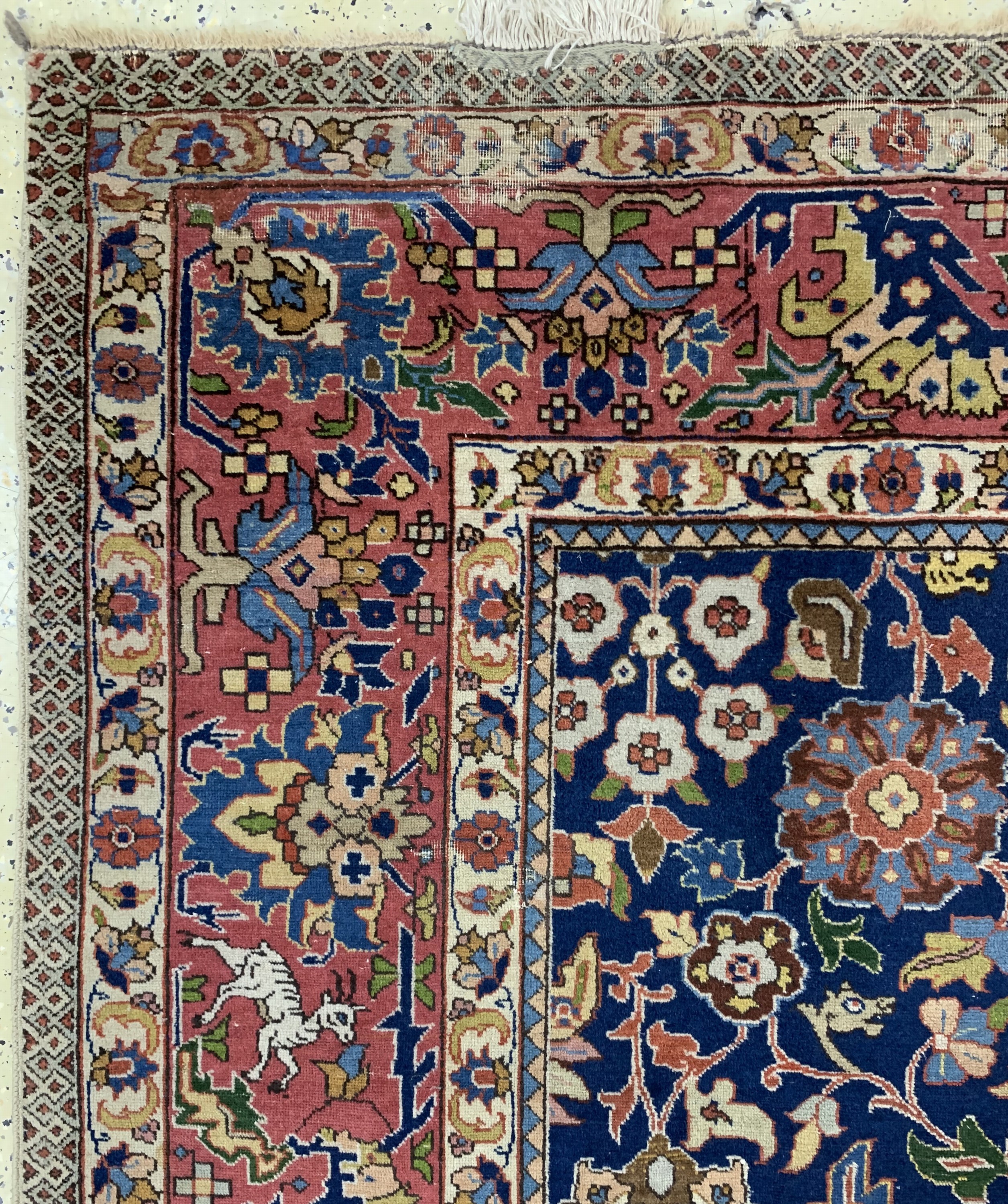 Detail d: Täbriz alt, Persien, Anfang 20.Jhd, Wolle auf Baumwolle, ca. 290 x 220 cm, EHZ: 3(restaurierte Stelle).