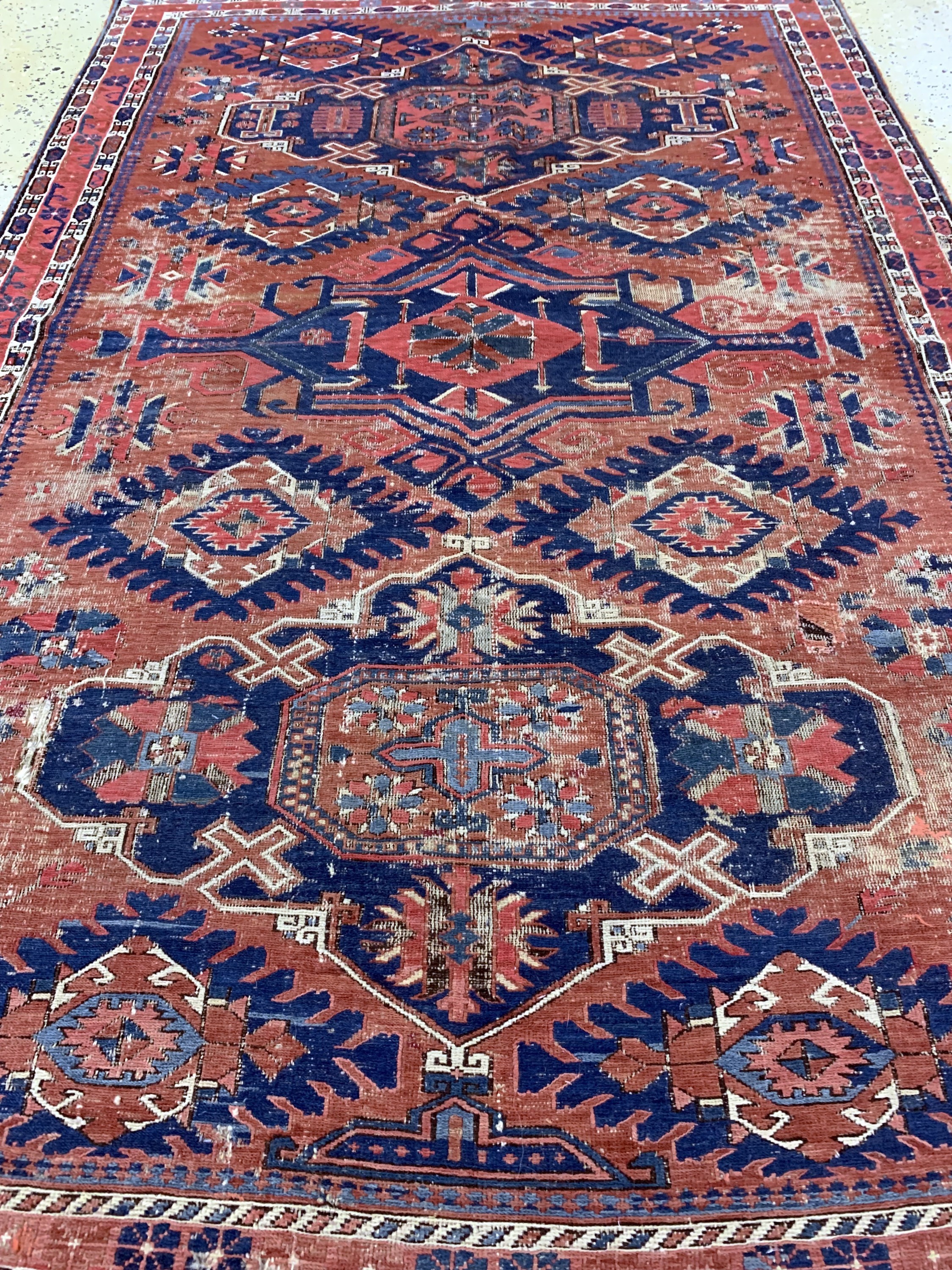 Detail e: Sumakh antik, Kaukasus, um 1900, Wolle auf Wolle, ca. 184 x 124 cm, EHZ: 4