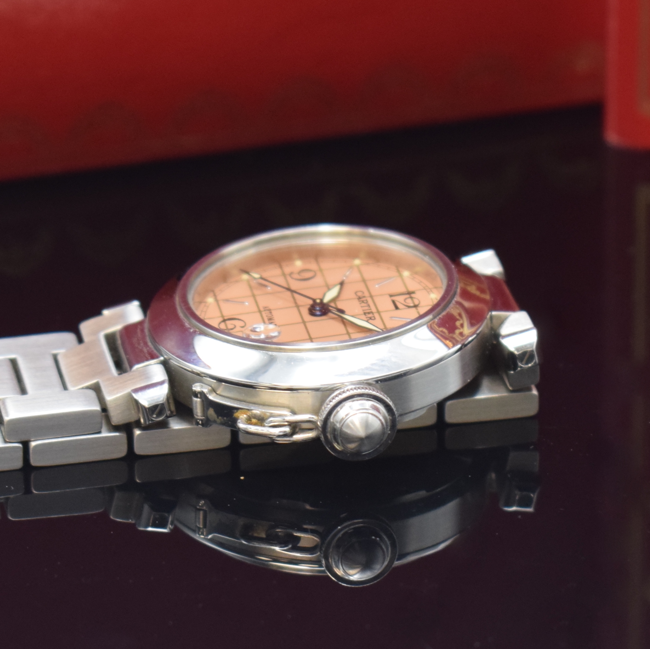 Detail b: CARTIER Pasha Armbanduhr in Stahl Referenz 2324, Schweiz verk. lt. beil. Pap. 01/1997, Automatik, orig. Gliederband m. dopp. Faltschl., Boden 8-fach ...