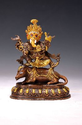 Image 26888113 - Ganesha, wohl Nepal, 2. Hälfte 20. Jh., Bronze, patiniert und teilweise vergoldet, ...