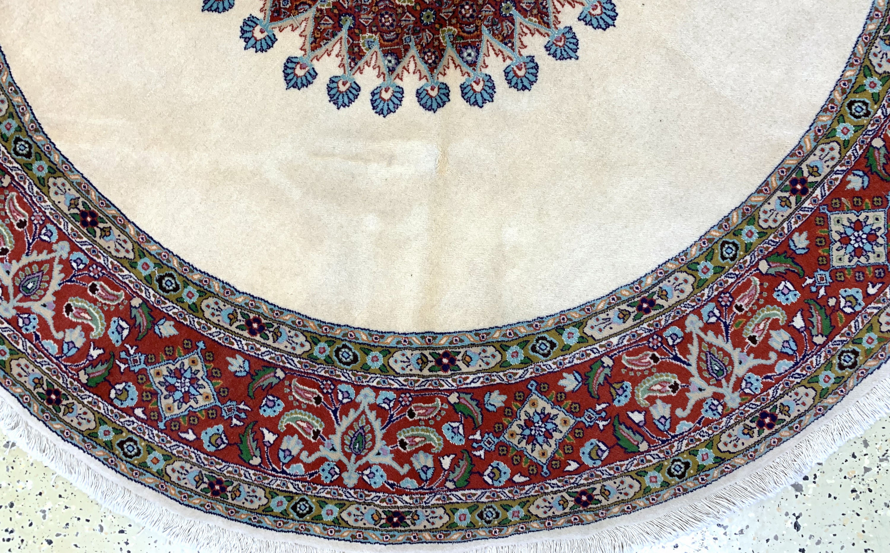 Detail b: Mud fein, Persien, Ende 20.Jhd, Korkwolle mit Seide, durchmesser: ca. 200 cm, EHZ: 2