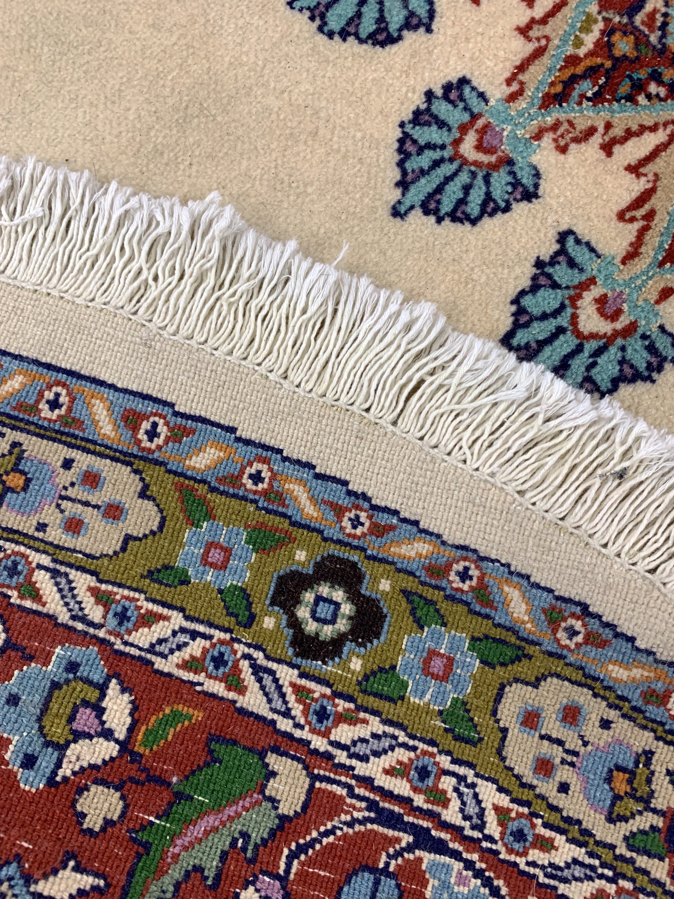 Detail e: Mud fein, Persien, Ende 20.Jhd, Korkwolle mit Seide, durchmesser: ca. 200 cm, EHZ: 2