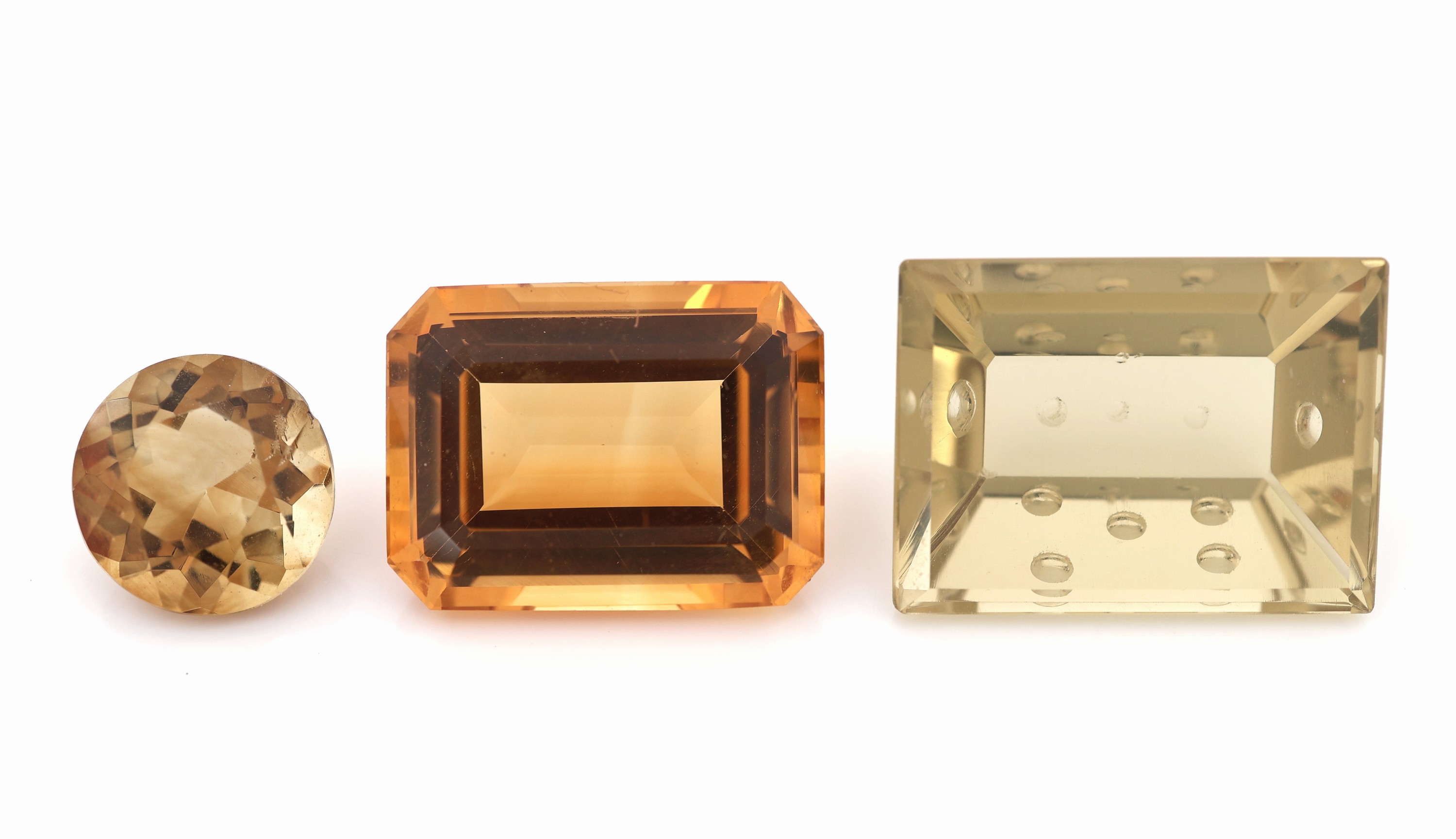 Detail a: Lot lose Citrine, ca. 440 ct, versch. Schliffformen, Größen und Farbnuancen, Ausfassware