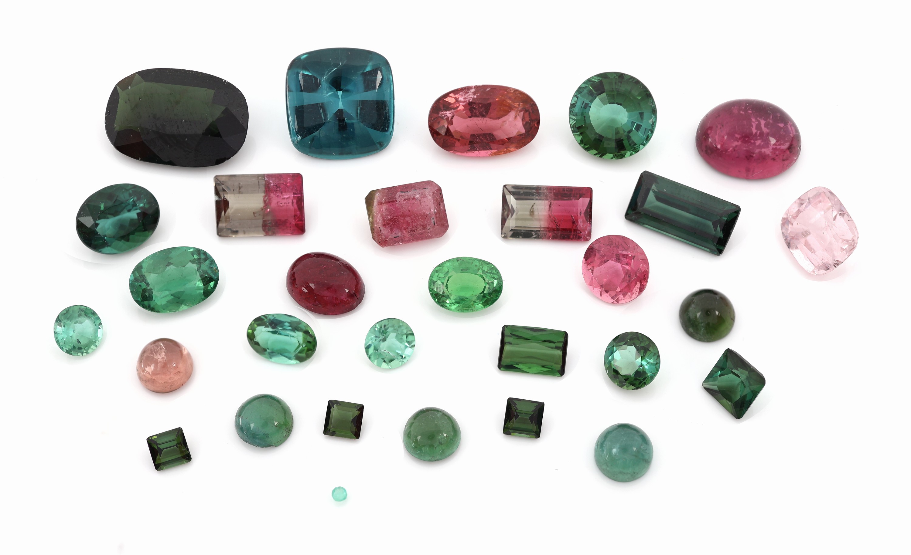 Lot lose Turmaline, zus. ca. 62 ct, versch. Schliffformen, Größen und Farben, Ausfassware