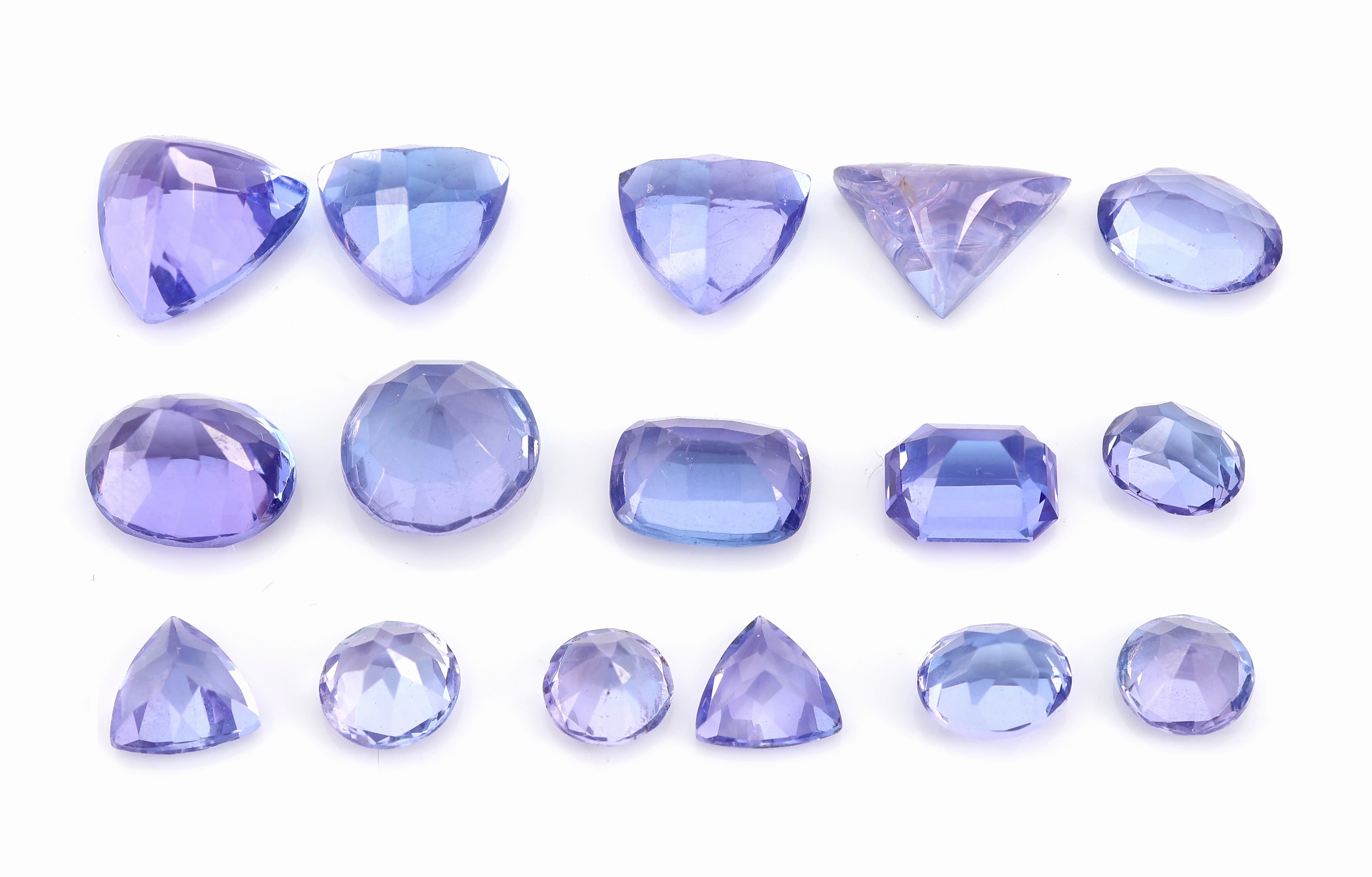 Detail a: Lot lose Tansanite, zus. ca. 13 ct, versch. Schliffformen, Größen und Farbnuancen, Ausfassware