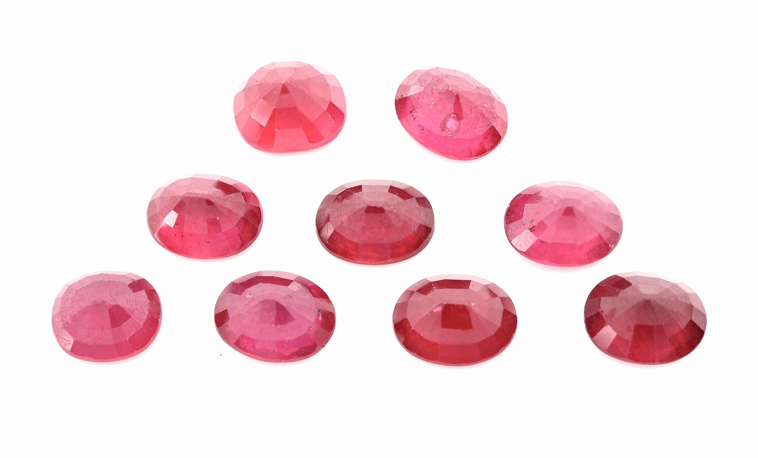 Detail a: Lot 9 lose Rubine, zus. ca. 20.9 ct, ovalfacett. in versch. Größen, beh.