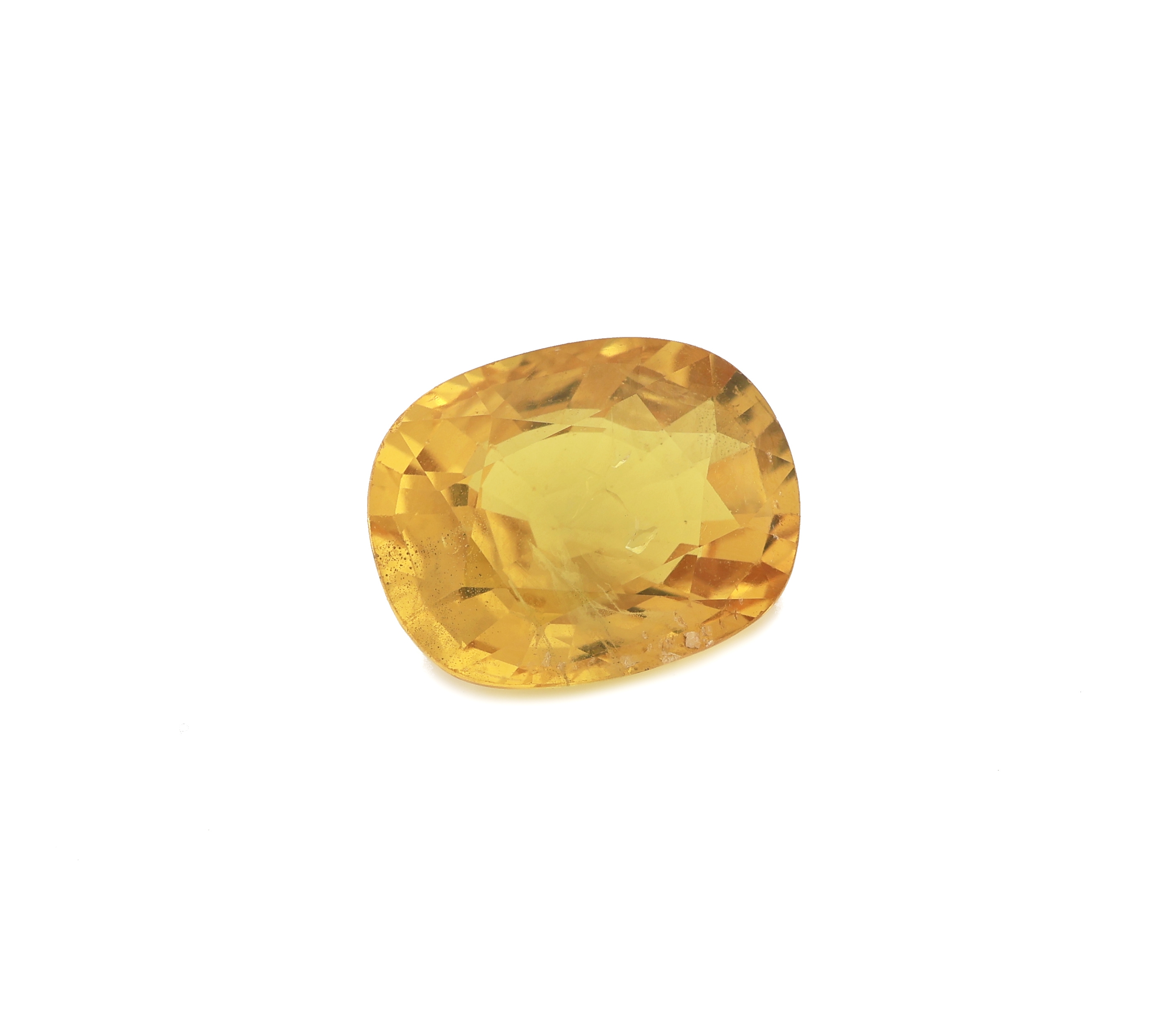Detail a: Loser gelber Saphir, ca. 4.90 ct, ovalfacett.