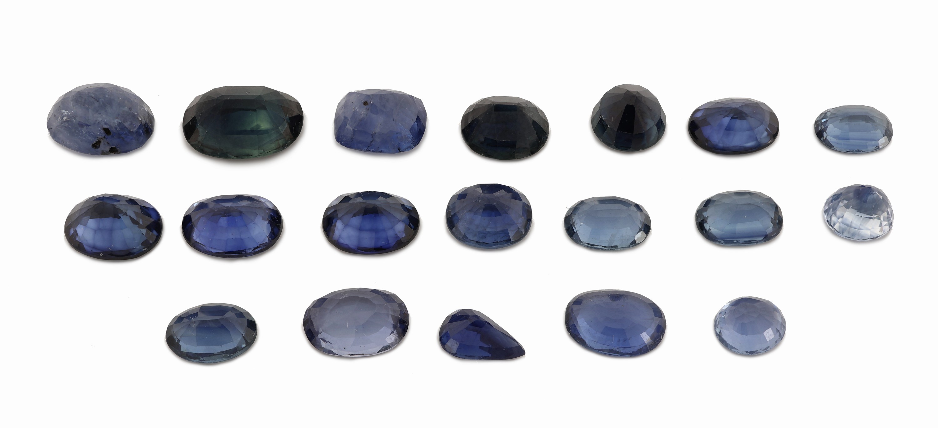 Detail a: Lot lose Saphire, zus. ca. 31 ct, versch. Schliffformen, Größen und Farbnuancen, Ausfassware