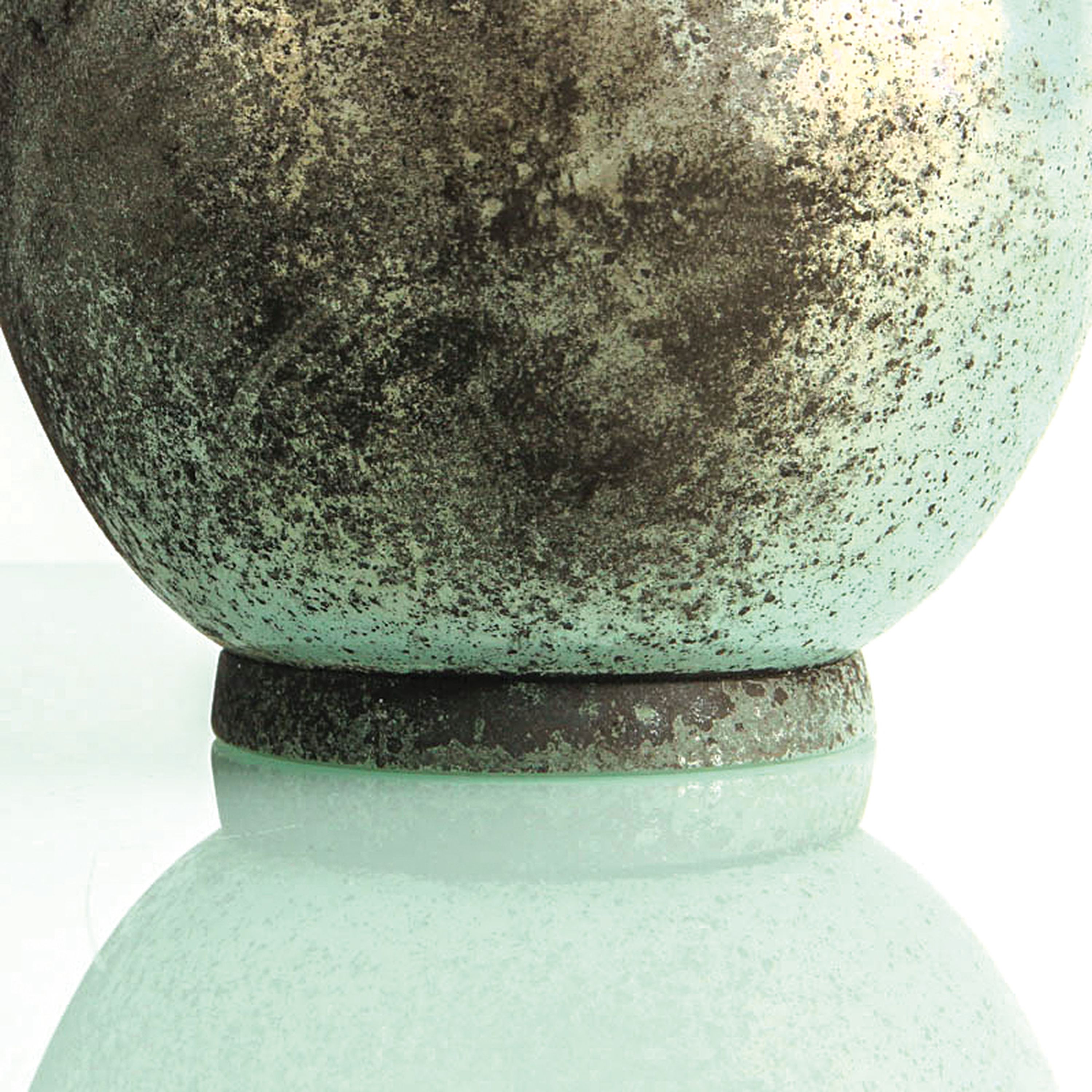 Detail c: Grotesken-Krug in Vetro a scavo-Technik, Ermanno Nason für Cenedese, Murano, Italien, 1963-72, türkisfarbenes Glas in Vetro a scavo-Technik, ...