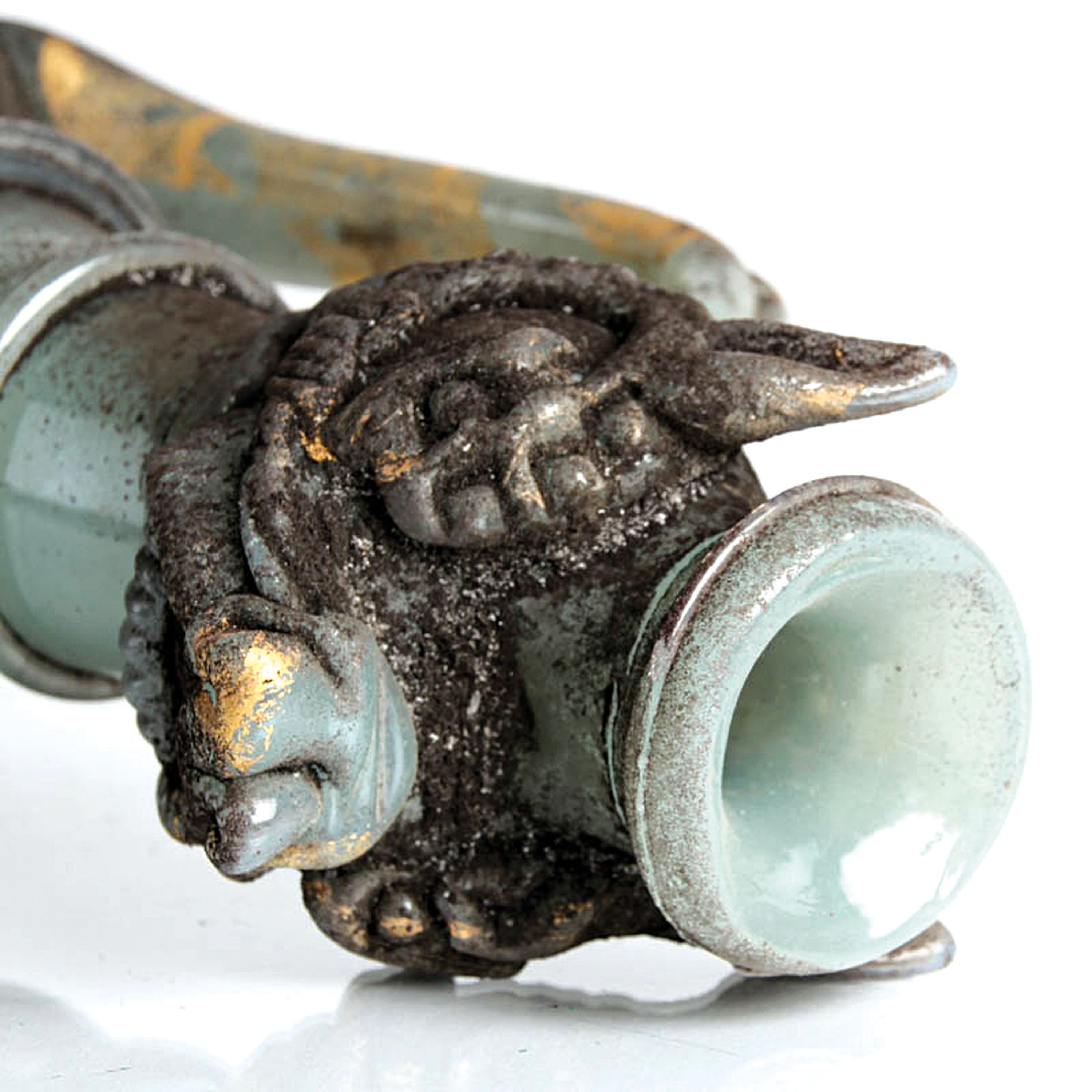 Detail f: Grotesken-Krug in Vetro a scavo-Technik, Ermanno Nason für Cenedese, Murano, Italien, 1963-72, türkisfarbenes Glas in Vetro a scavo-Technik, ...