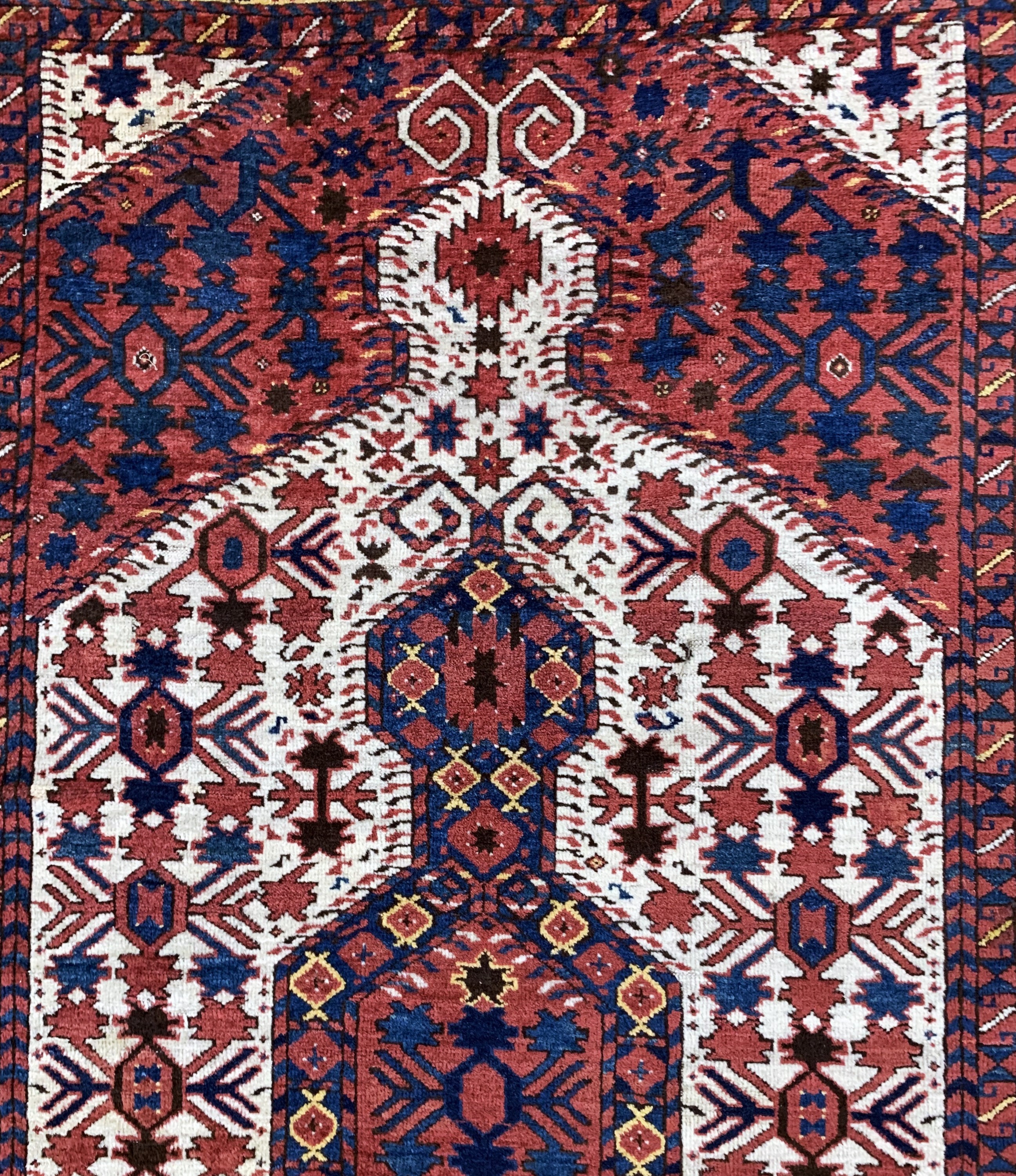 Detail d: Beschir"Gebetsteppich"antik, Turkmenistan, 19.Jhd, Wolle auf Wolle, ca. 230 x 120 cm, EHZ: 2, (fachkundig restauriert)