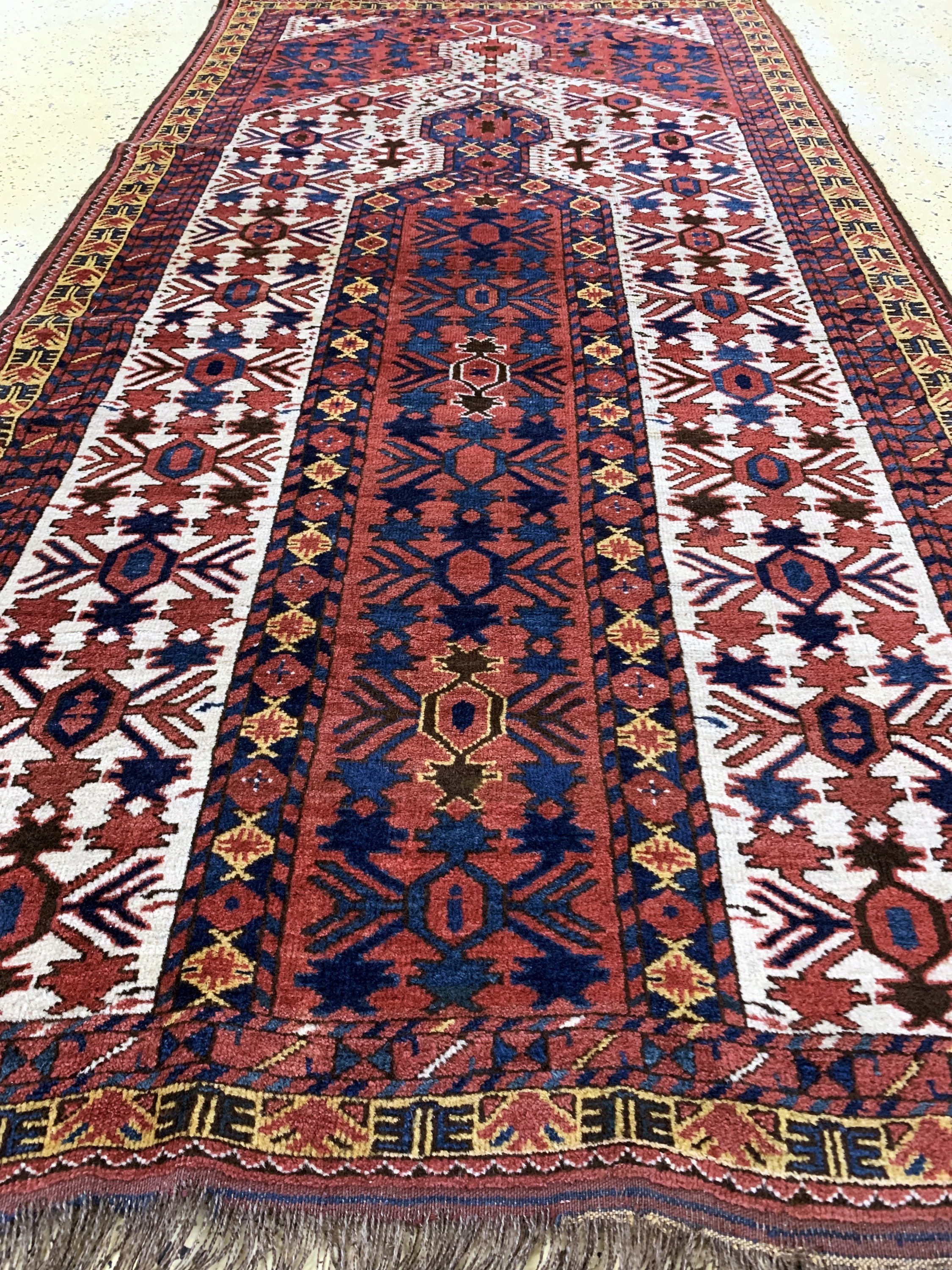 Detail e: Beschir"Gebetsteppich"antik, Turkmenistan, 19.Jhd, Wolle auf Wolle, ca. 230 x 120 cm, EHZ: 2, (fachkundig restauriert)