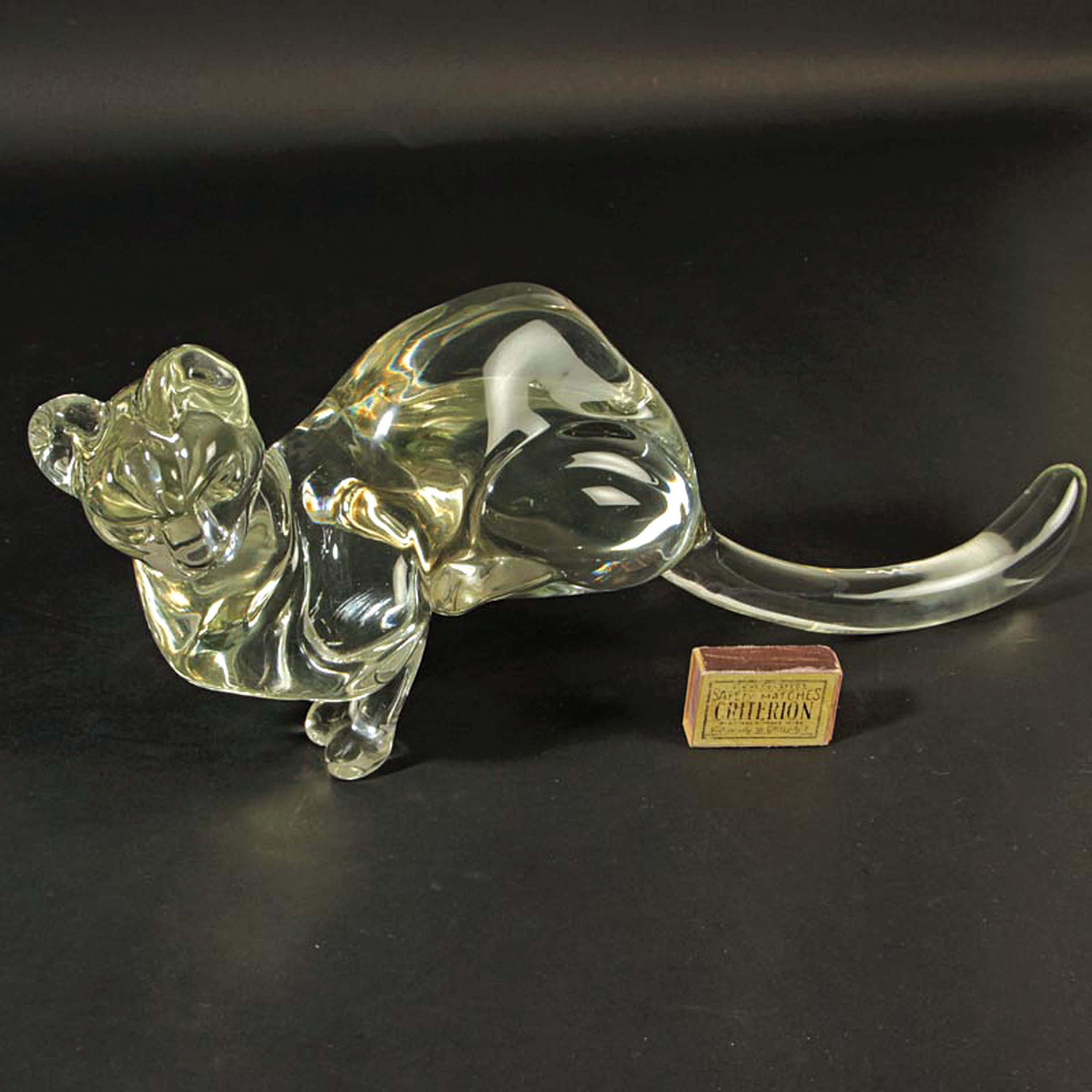 Glasskulptur Großkatze, Prof. Antonio da Ros für Cenedese, Murano, Italien, 1965-70, farbloses Glas, massiver Glaskorpus, in Form eines sitzenden ...