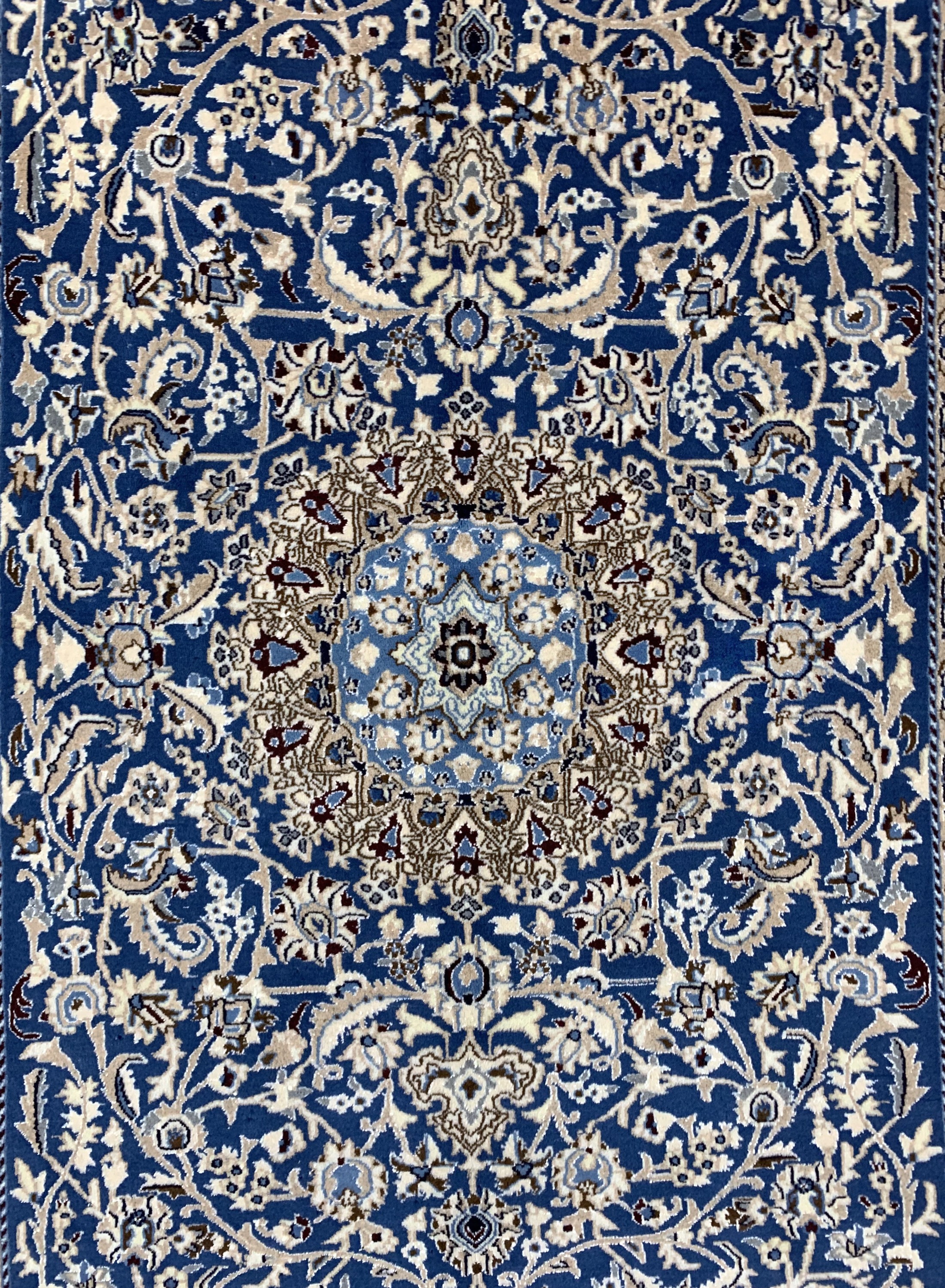 Detail c: Nain, Persien, Ende 20.Jhd, Wolle auf Baumwolle, ca. 245 x 177 cm, EHZ: 1-2(nahezu Neuwertig).