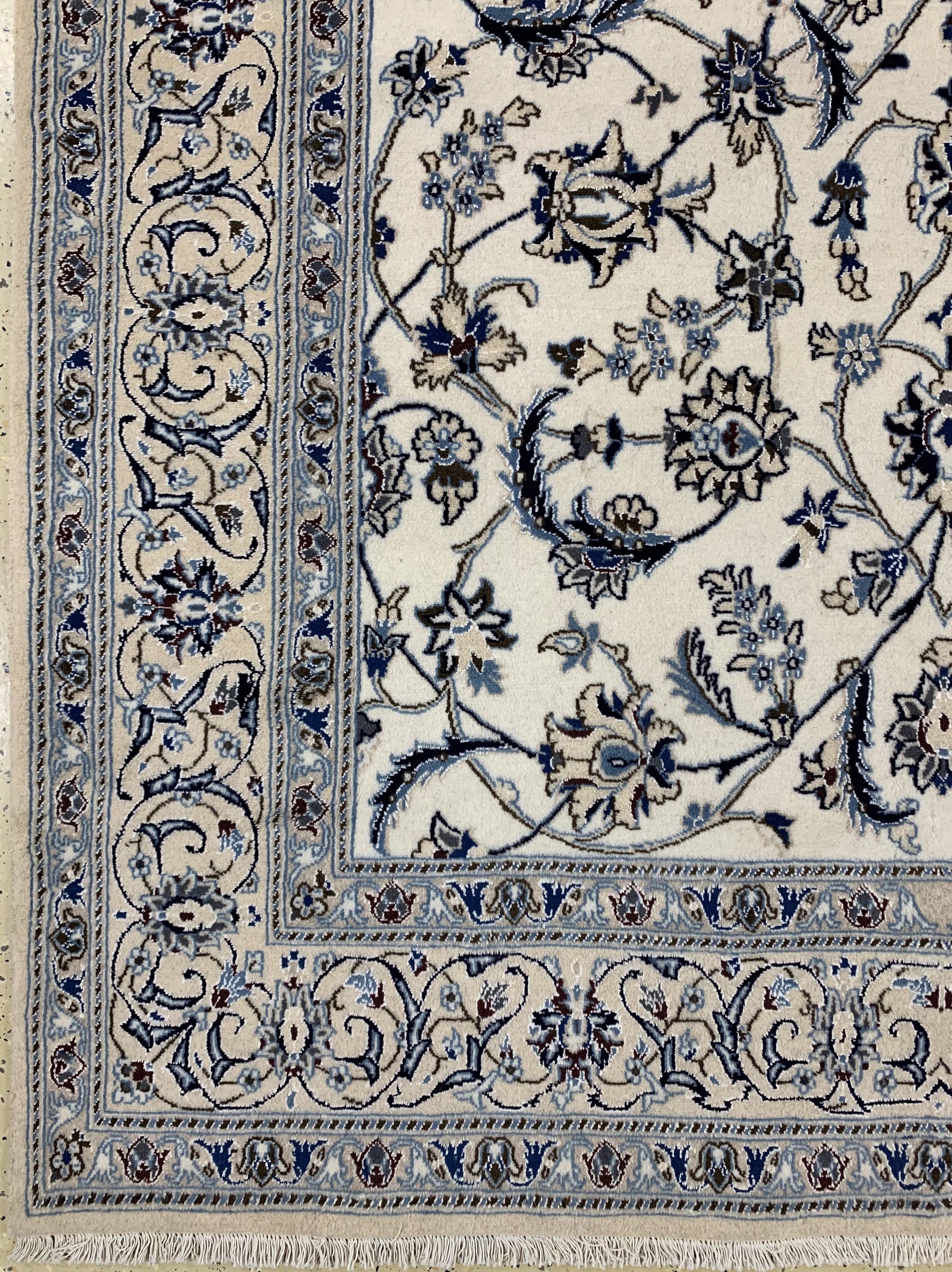 Detail b: Nain, Persien, Ende 20.Jhd, Wolle auf Baumwolle, ca. 310 x 198 cm, EHZ: 1-2(nahezu Neuwertig).