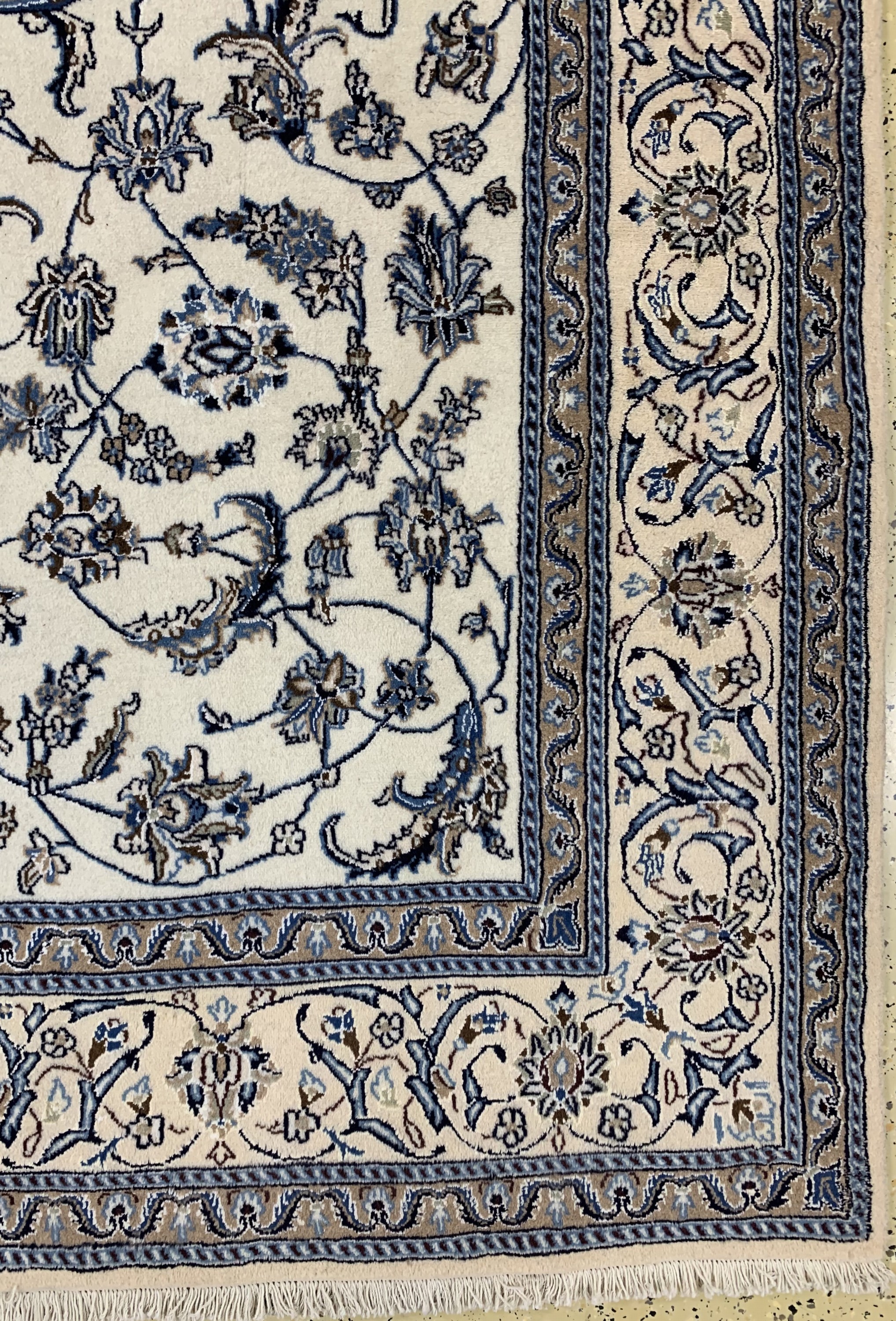 Detail a: Nain, Persien, Ende 20.Jhd, Wolle auf Baumwolle, ca. 298 x 202 cm, EHZ: 1-2(nahezu Neuwertig).