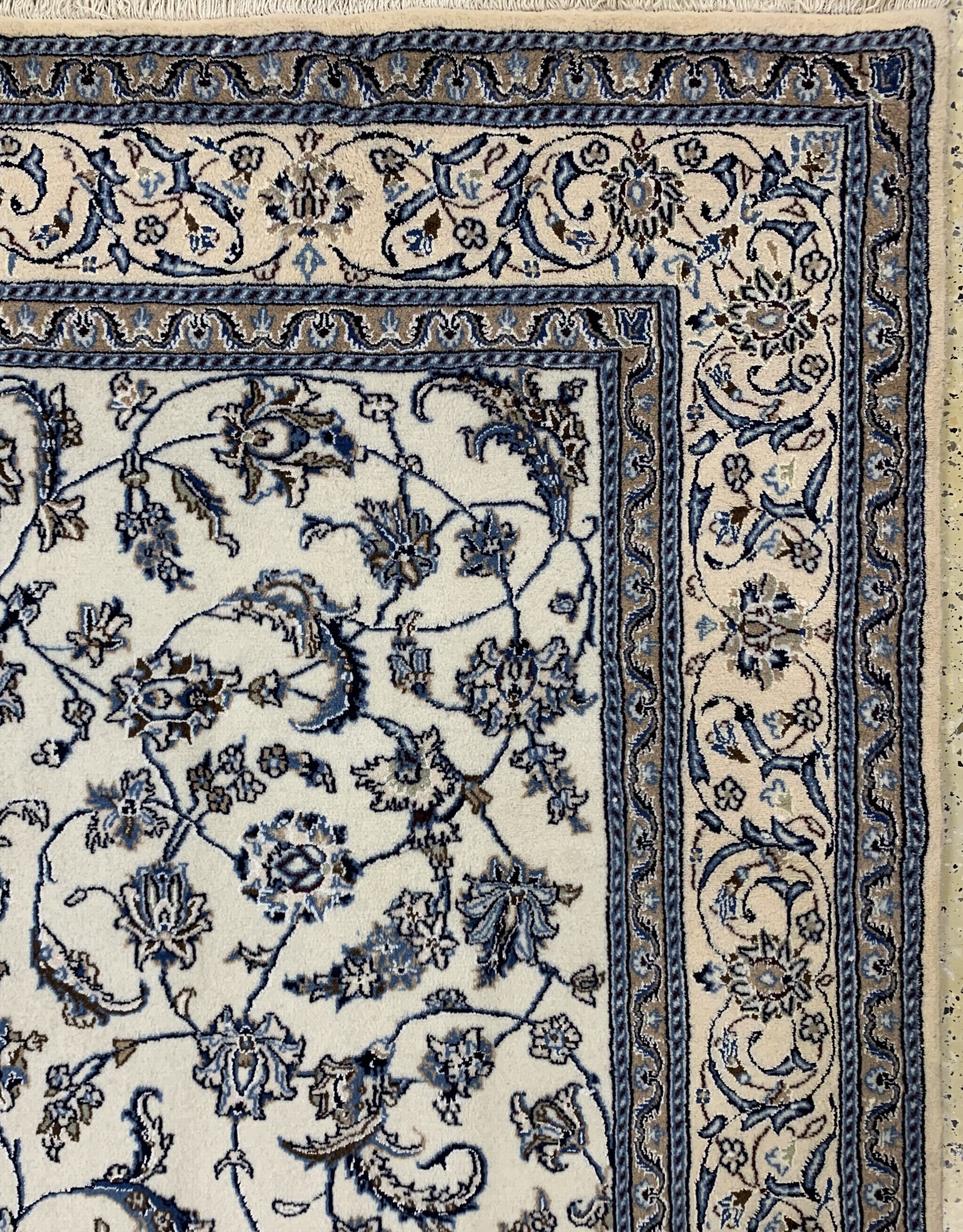 Detail e: Nain, Persien, Ende 20.Jhd, Wolle auf Baumwolle, ca. 298 x 202 cm, EHZ: 1-2(nahezu Neuwertig).