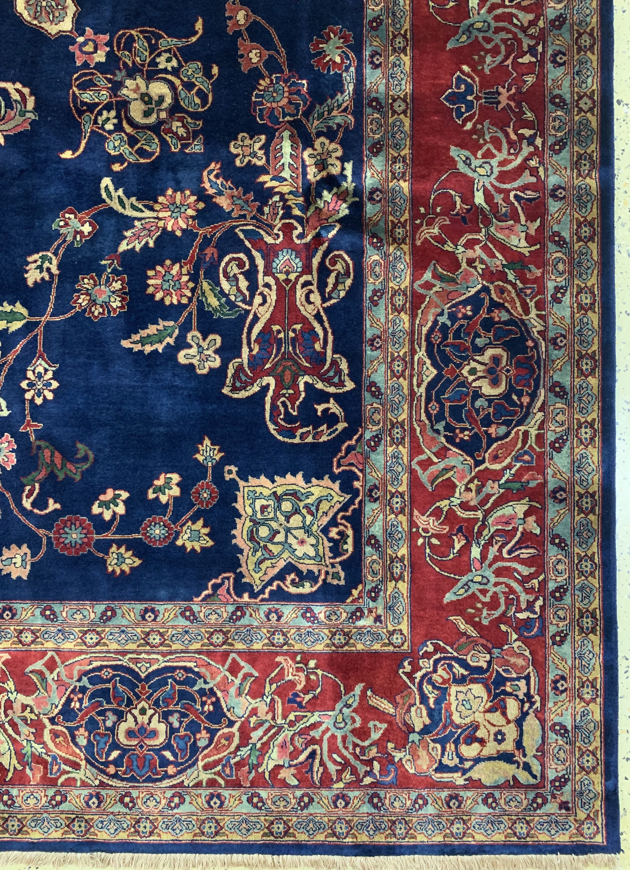 Detail a: Sarogh"Mohajeran"Kork fein, Indien, Ende 20.Jhd, Korkwolle, ca. 360 x 250 cm, EHZ: 1-2 (nahezu Neuwertig).