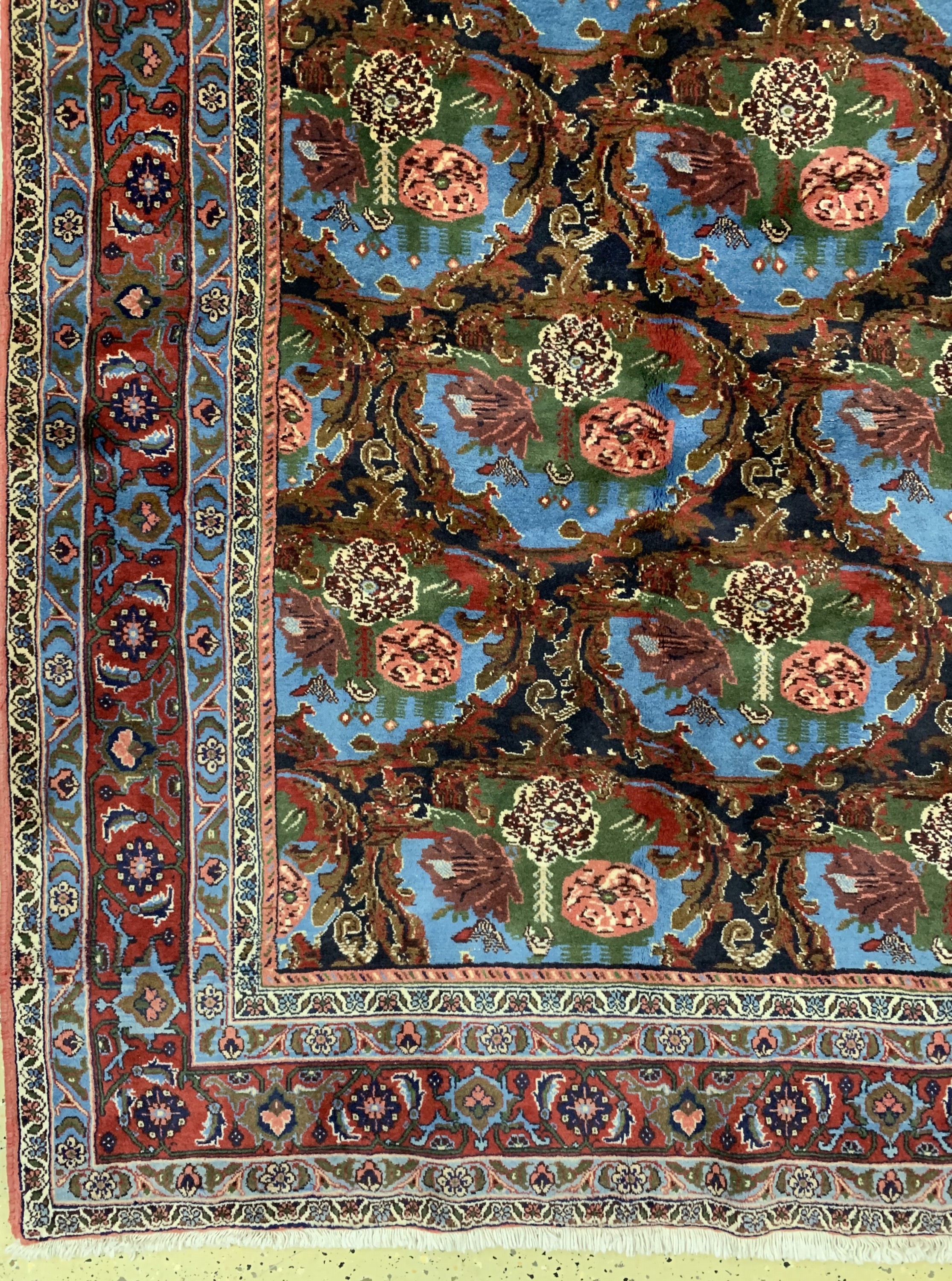 Detail b: Senneh fein, Persien, Ende 20.Jhd, Korkwolle, ca. 335 x 250 cm, EHZ: 1-2(nahezu Neuwertig).
