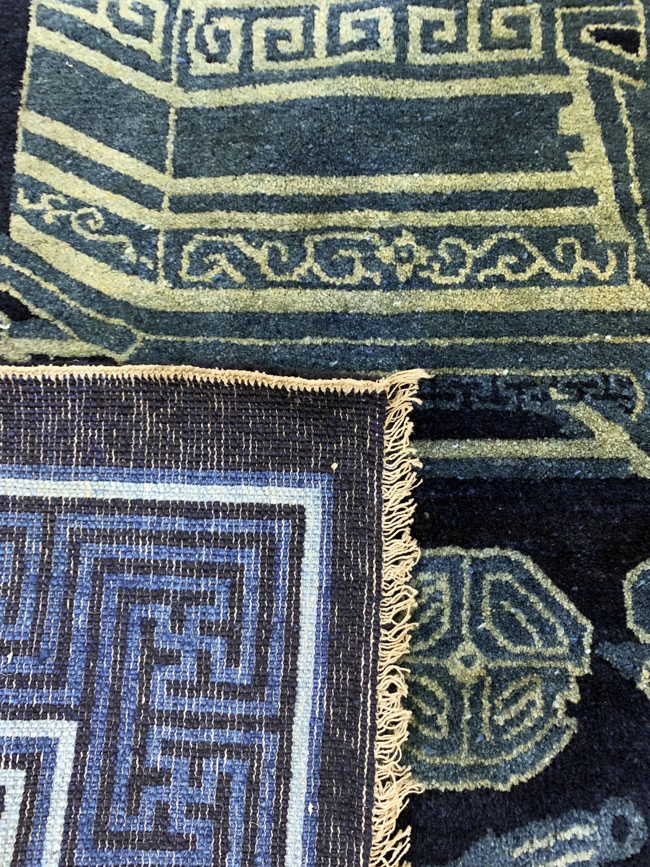 Detail d: Pao Tow, China, Anfang 20.Jhd, Wolle auf Baumwolle, ca. 175 x 186 cm, EHZ: 2