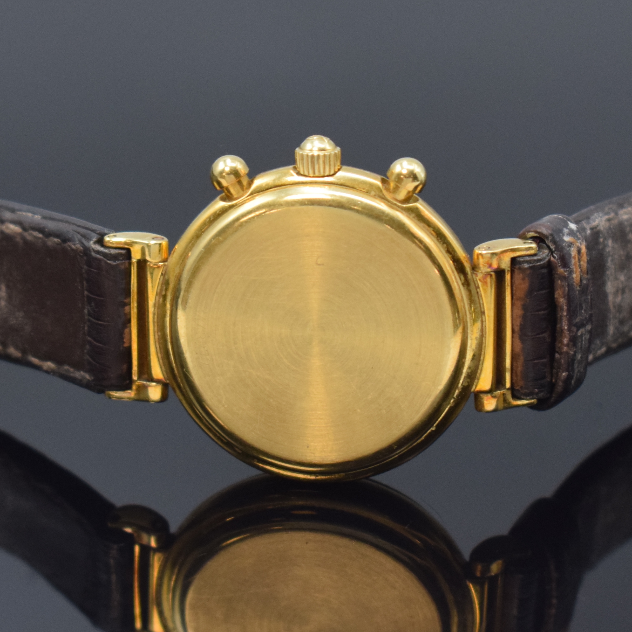 Detail d: IWC Da Vinci Damenchronograph in GG 750/000 Referenz 3735, Schweiz um 1995, quarz, Lederband m. orig. GG 750/000 Dornschl., Boden aufgedr., weißes ...