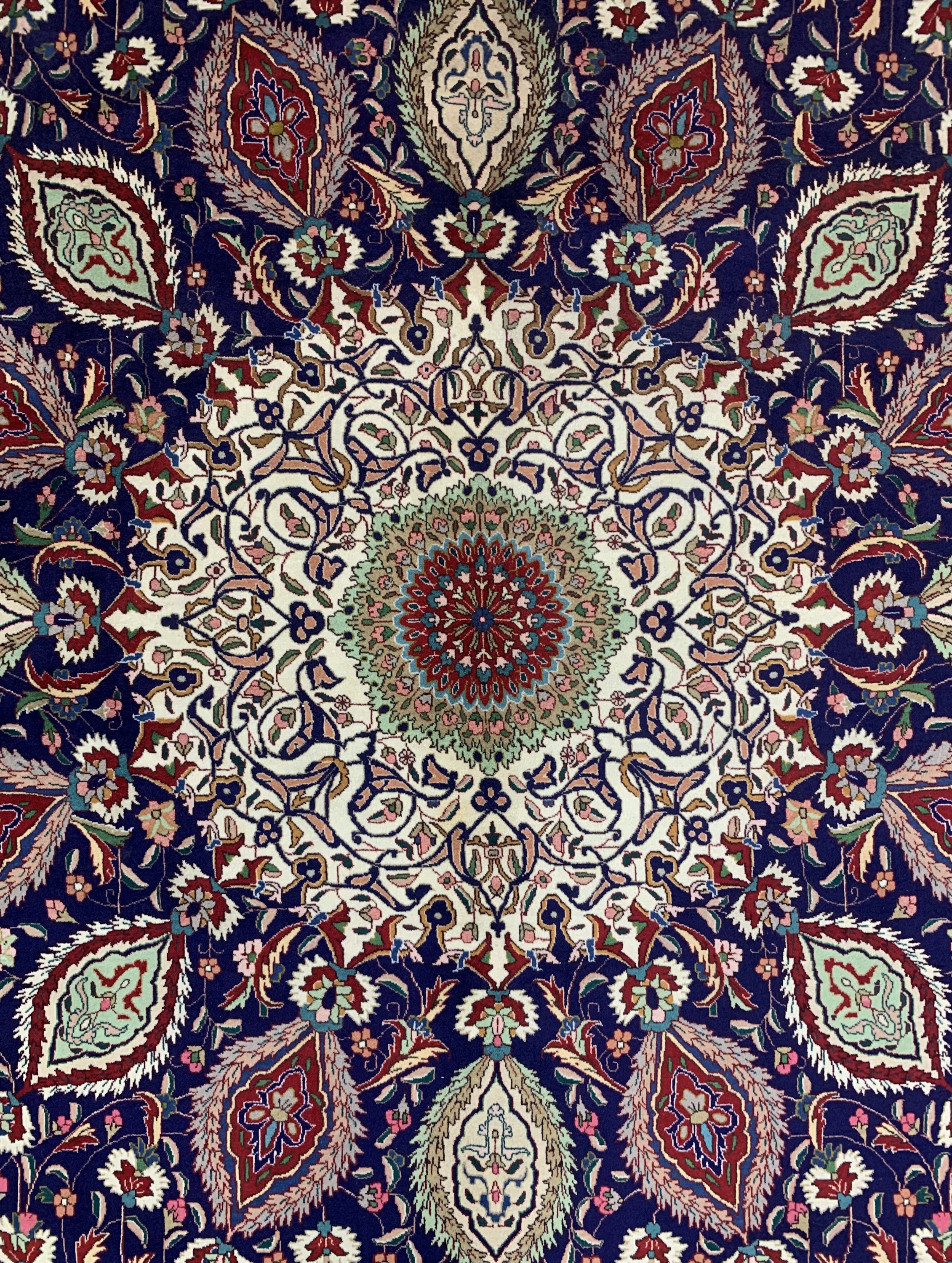 Detail d: Täbriz"Sheikh-Safi", Persien, Mitte 20.Jhd,Wolle auf Baumwolle, ca. 484 x 350 cm, EHZ: 1-2(nahezu Neuwertig).