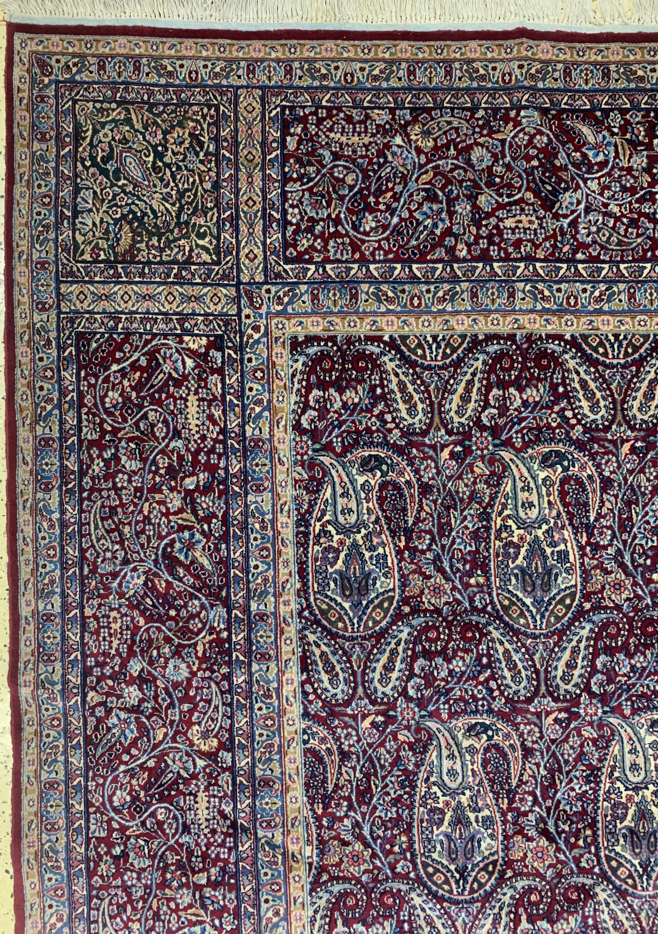 Detail a: Kerman Kork fein, Persien, Mitte 20.Jhd, Korkwolle auf Baumwolle, ca. 507 x 345 cm, EHZ: 1-2(nahezu Neuwertig).