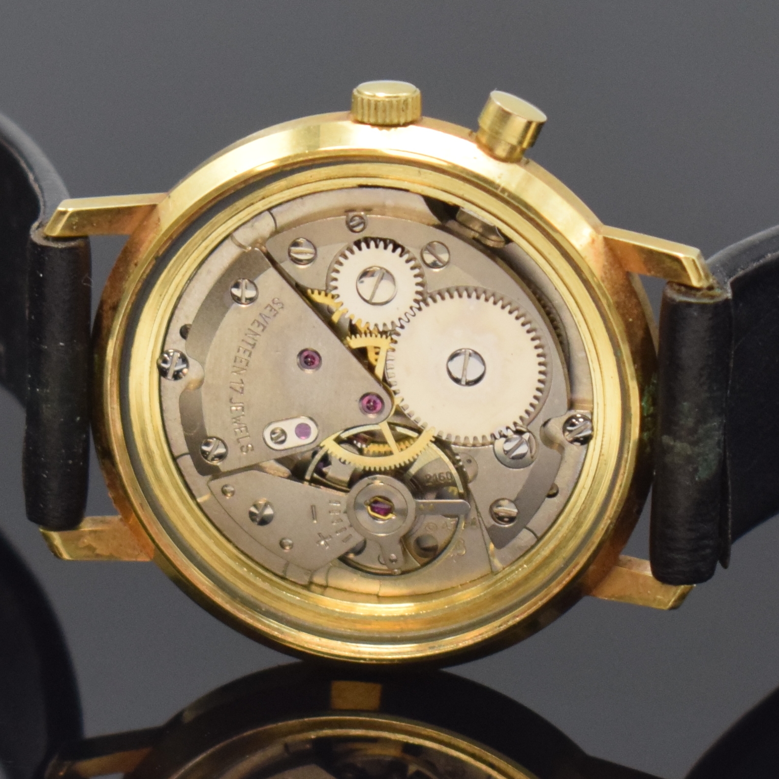 Detail e: Set 2 Herrenarmbanduhren mit Kurzzeitmessern, beide Handaufzug, Deutschland um 1965, 1 x Exquisit minStop, verg. Geh., verschr. Stahlboden, 1 x Stowa ...