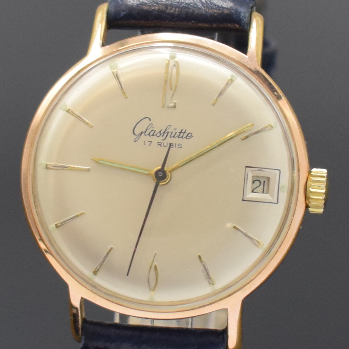 Detail a: GLASHÜTTE Kaliber 69.1 vergoldete Armbanduhr, DDR um 1965, Handaufzug, 2-tlg. Geh., Stahlboden aufgedr., silb. Zifferbl. pat., gold. Indizes u. ...