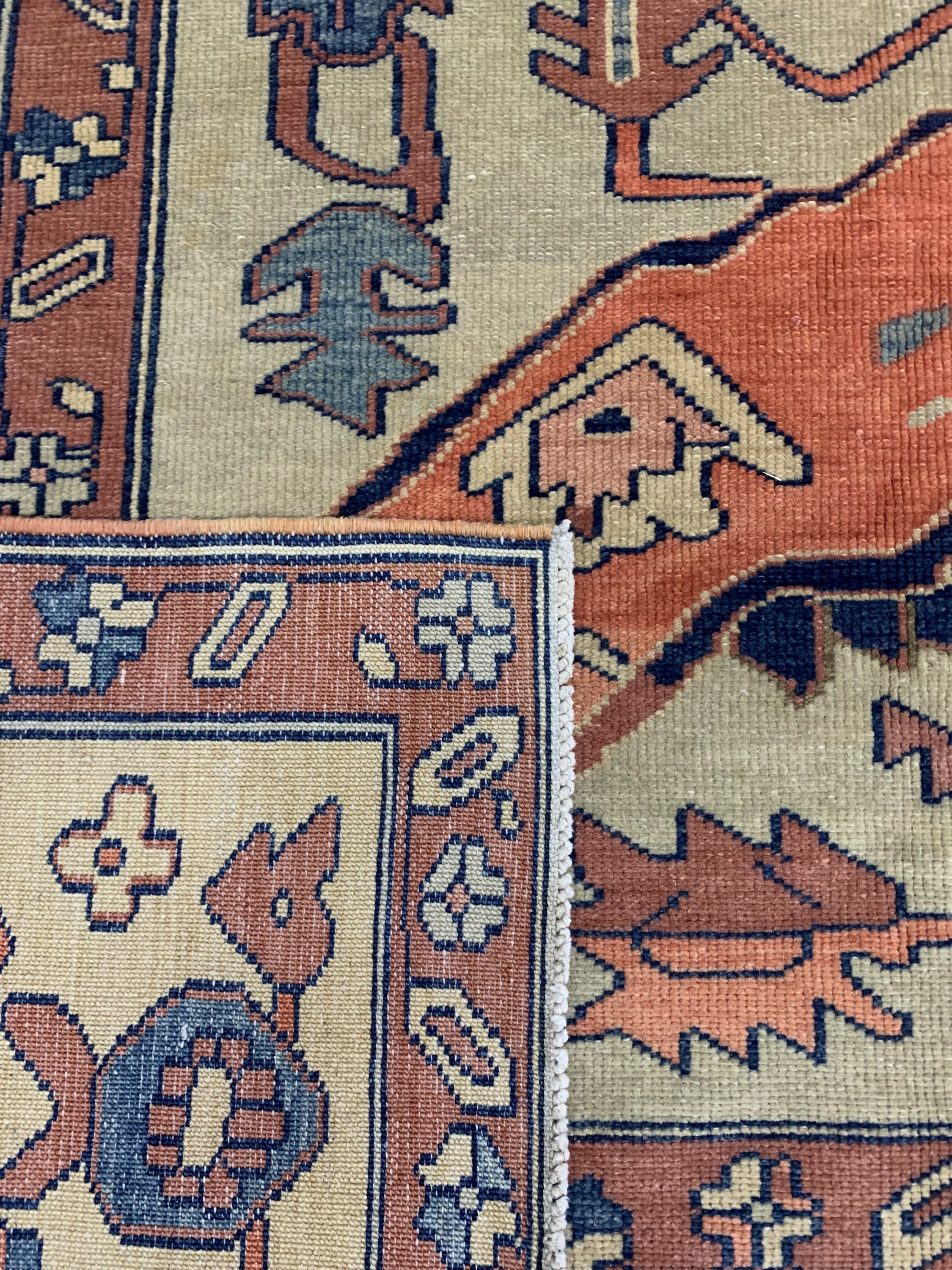 Detail i: Azerbaijan, Persien, Mitte 20.Jhd, Wolle auf Baumwolle, ca. 410 x 362 cm, EHZ: 2(gleichmäßig Dünn)