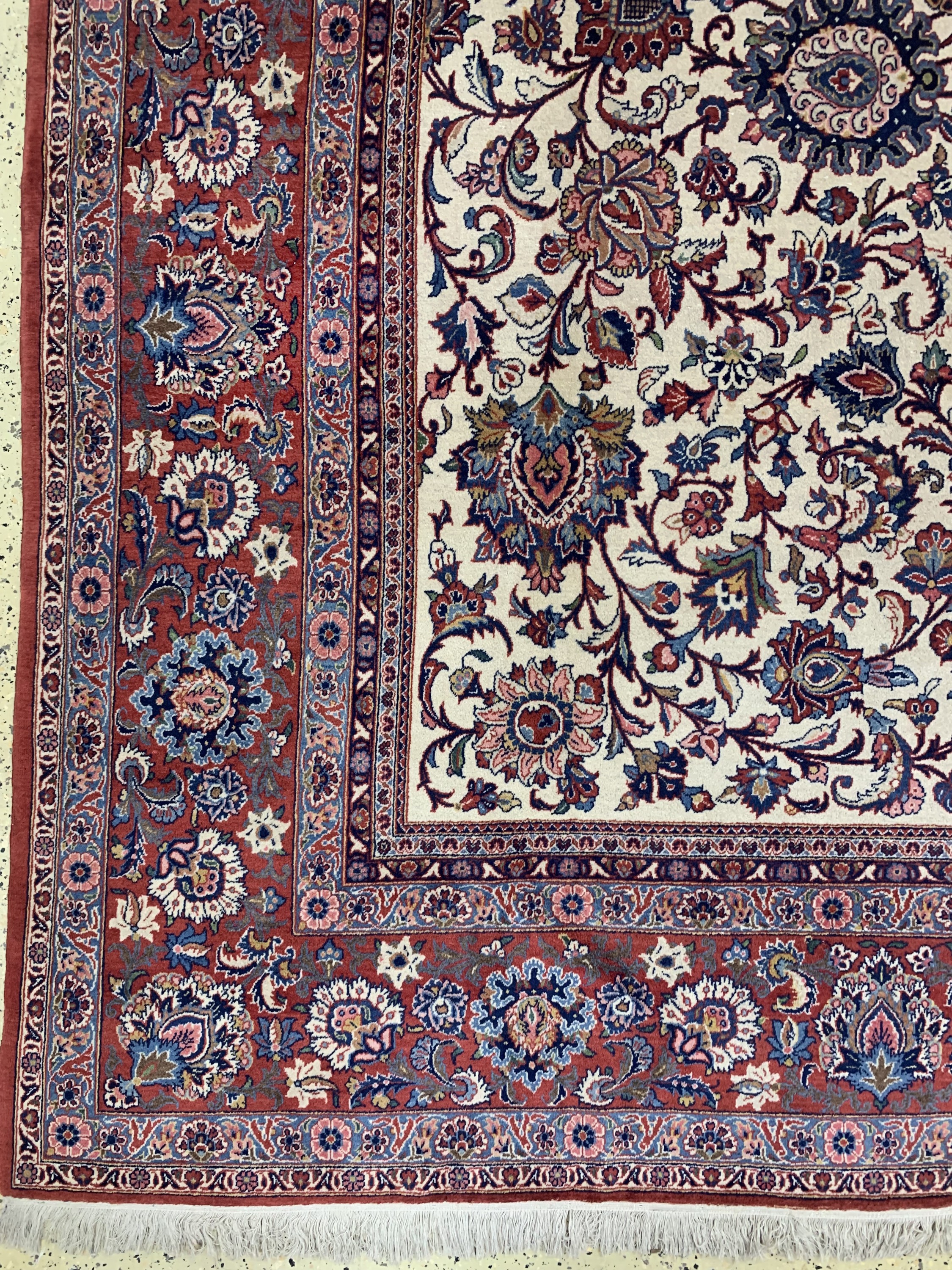 Detail c: Keschan fein alt, Persien, Anfang 20.Jhd, Wolle auf Baumwolle, ca. 445 x 313 cm, EHZ: 1-2(nahezu Neuwertig).